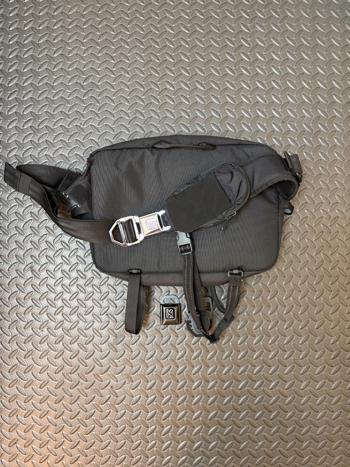Chrome Industries Kadet Max 15L Sling Bag With Extra Buckle and Strap Pouch