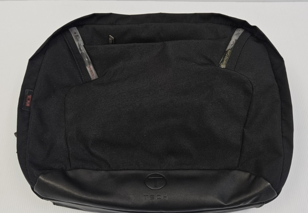 TUMI T-TECH 16” Messenger Laptop Nylon Black Bag 67740D with Shoulder Strap