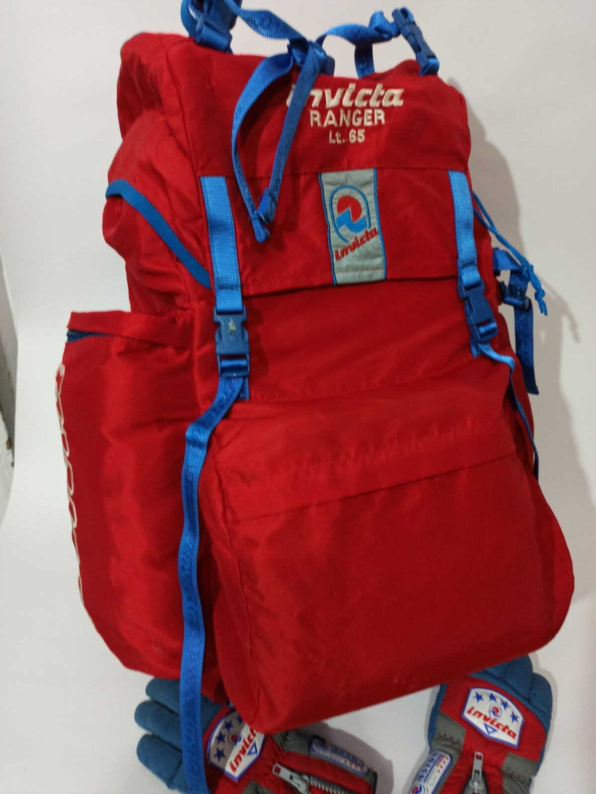 Invicta backpack Ranger LT65 Red USED imported direct from Milan Italy!