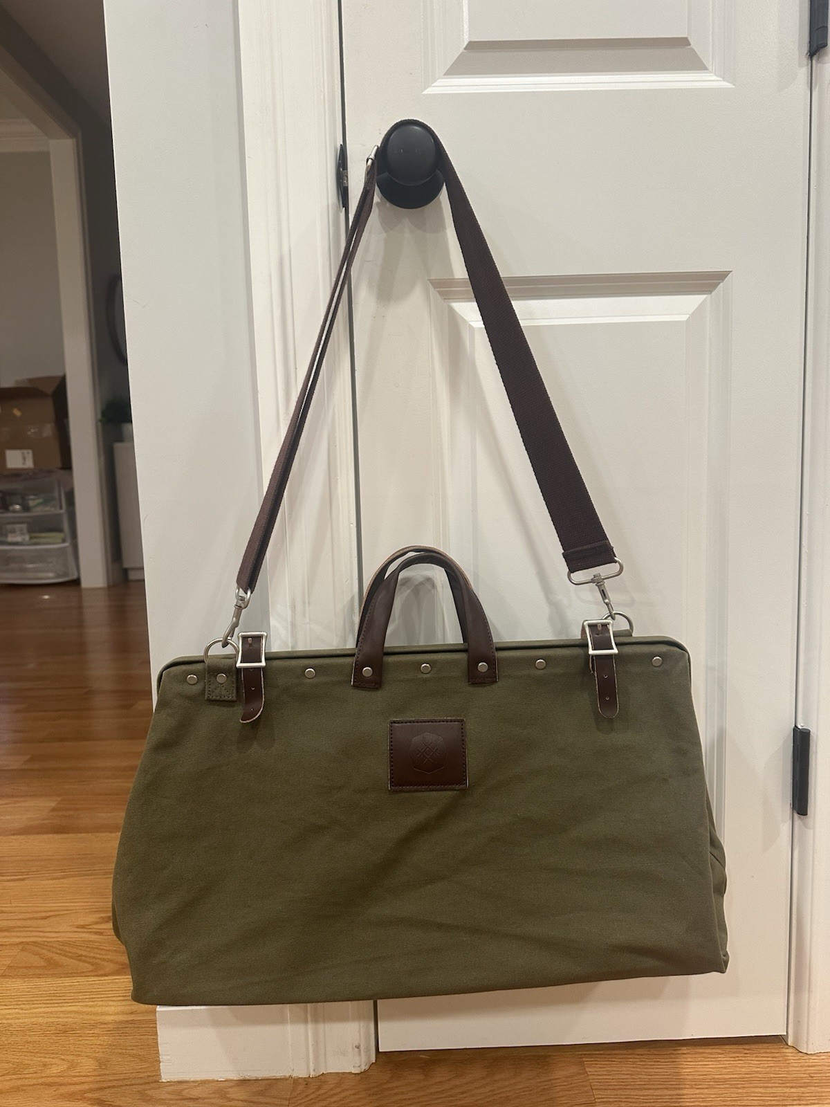LINE OF TRADE Canvas and Leather Weekender Bag Olive Green 22″x 13″x 7″ No. 0312
