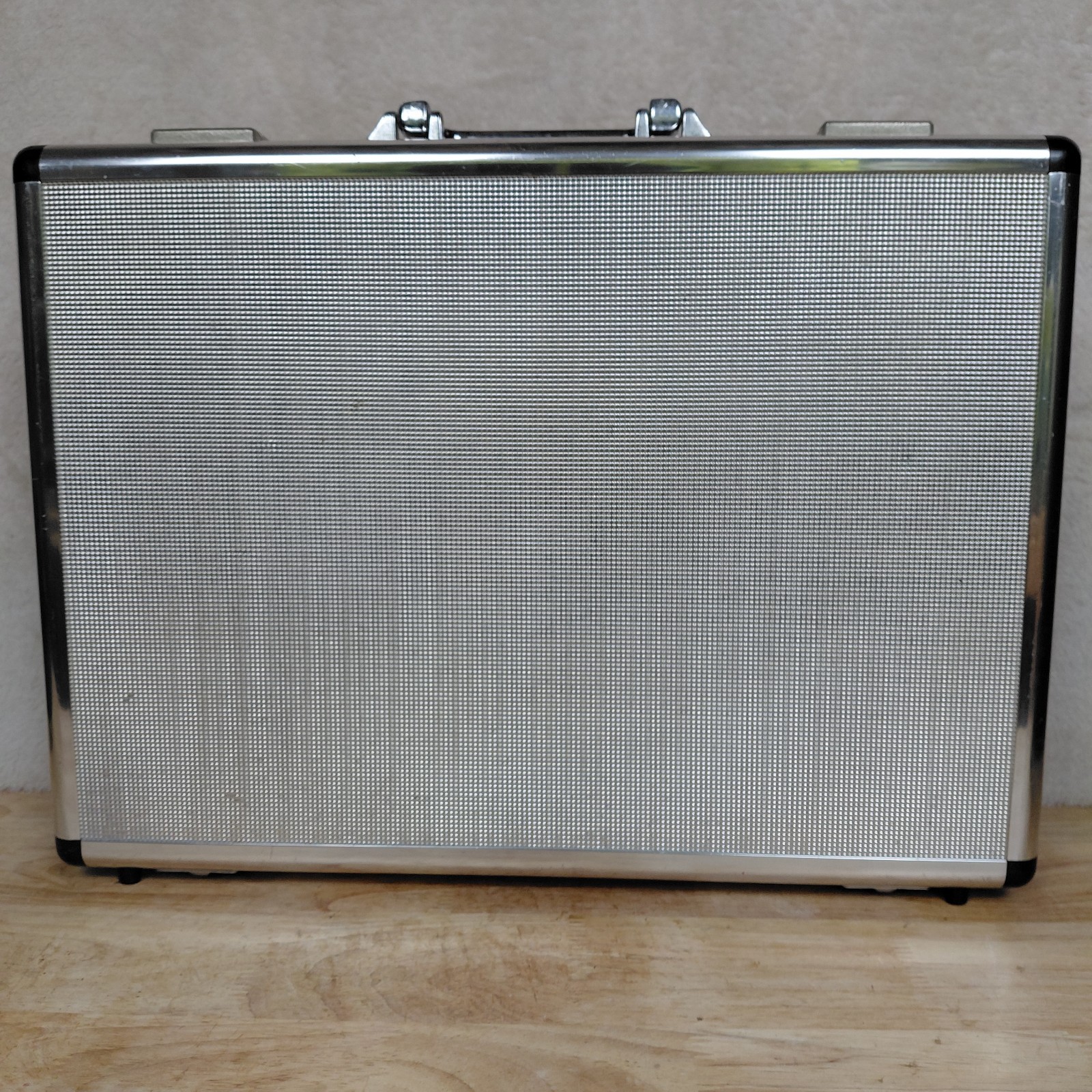 Vintage Metoni Slim Briefcase Document Case 1980’s Patent West Germany & U.S.A