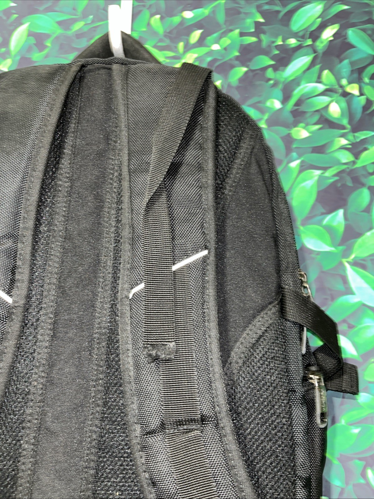 Kenneth Cole Reaction No Looking Back laptop backpack With defects