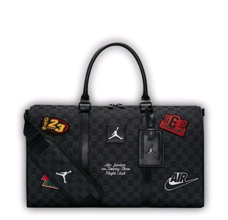 Size Medium Nike Jordan Monogram Duffel Bag Sport Bag 25L Black Patch MM9157-023