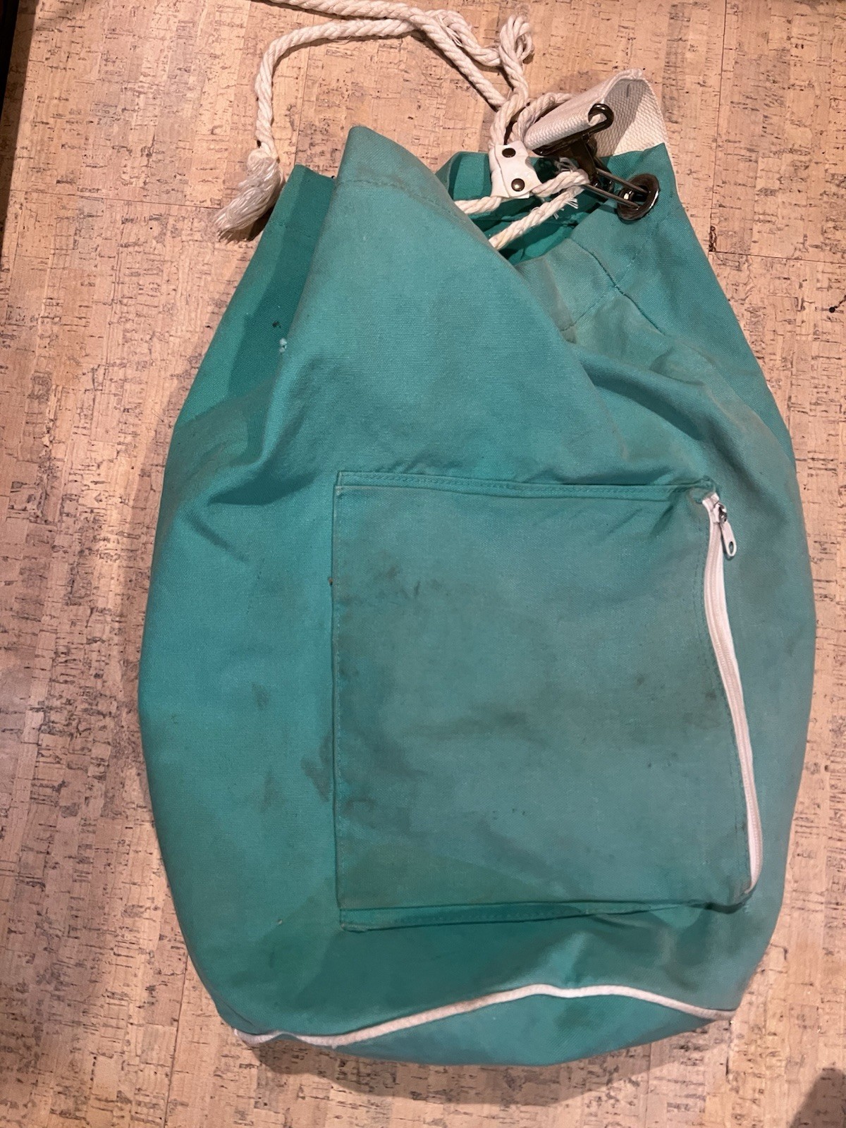 Vtg High Sierra Top Loading 23” Canvas Duffle Bag Shoulder Strap Beach Pack