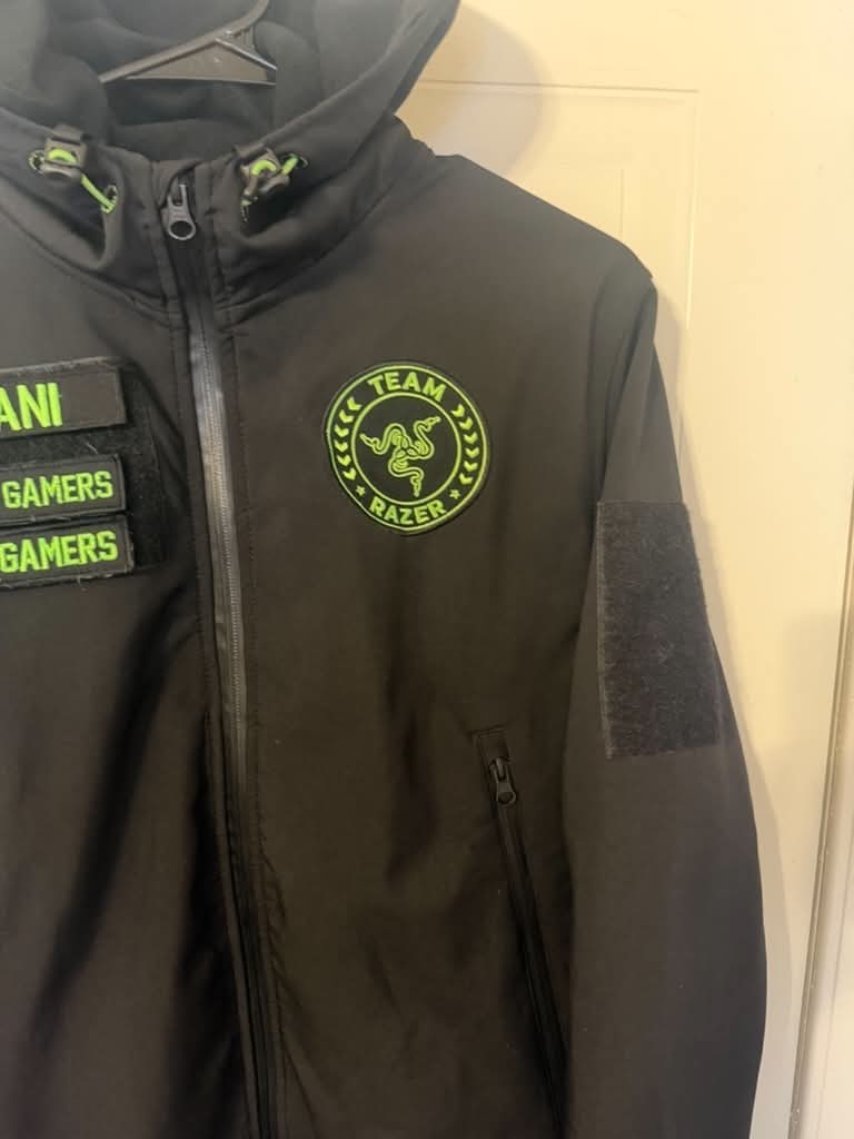 ULTRA-RARE TEAM RAZER COLLECTORS BUNDLE
