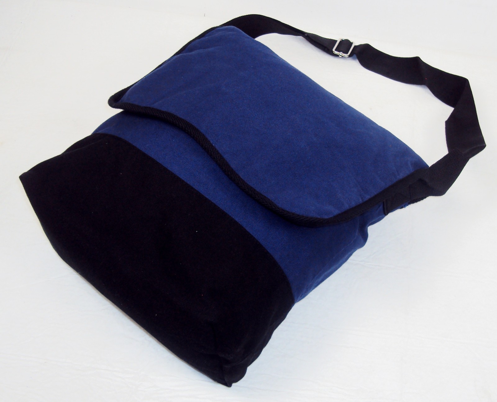 Messenger Bag ~ 100% Cotton, Navy Blue & Black ~ Great Republic GR815