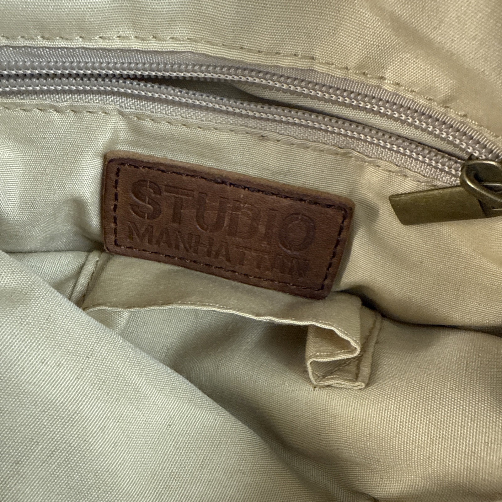Studio Manhattan Messenger Bag Authentic Leather Canvas Cross Body USA FLAG