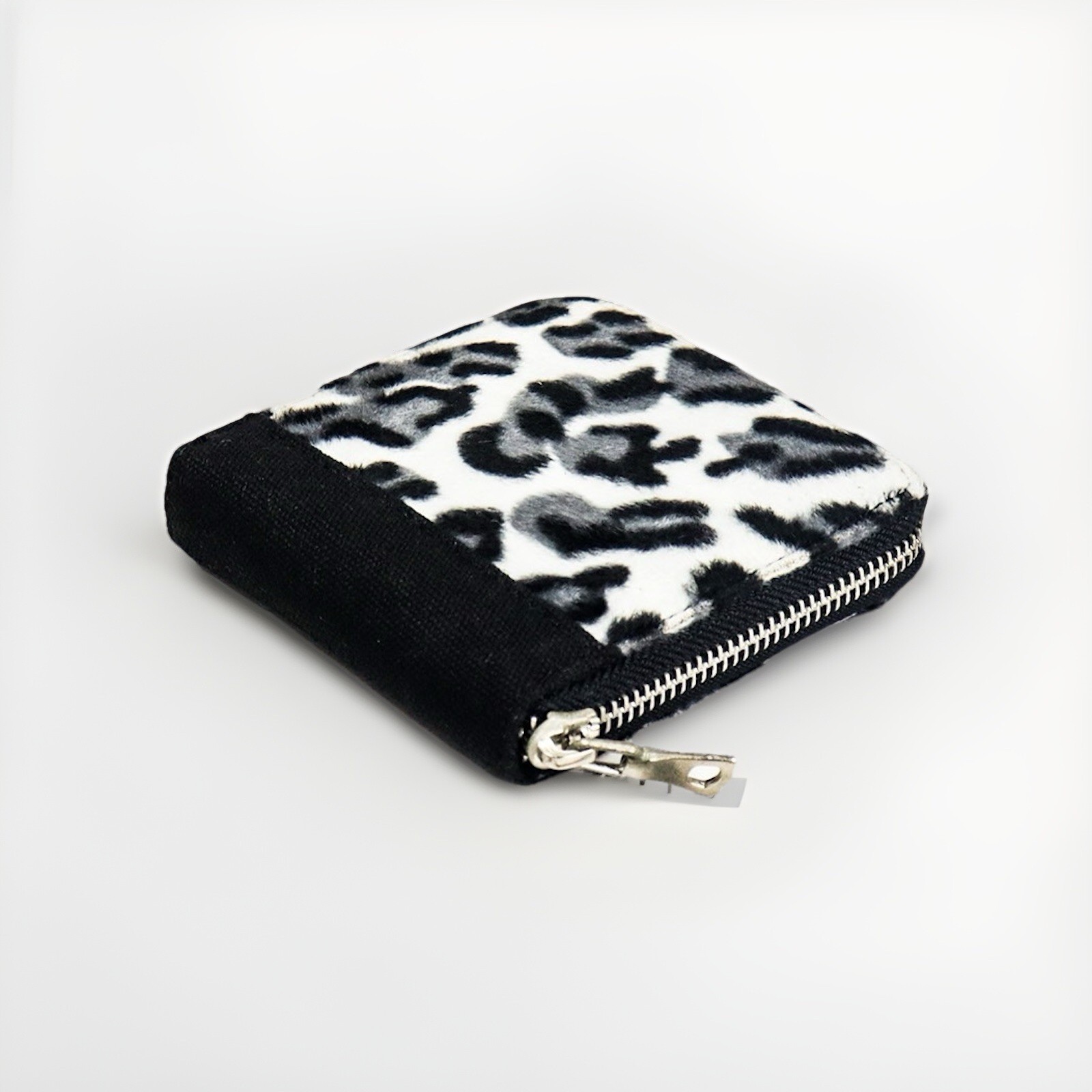 Brand New Head Porter Leopard Print Zip Around Wallet Black/White Made in Japan