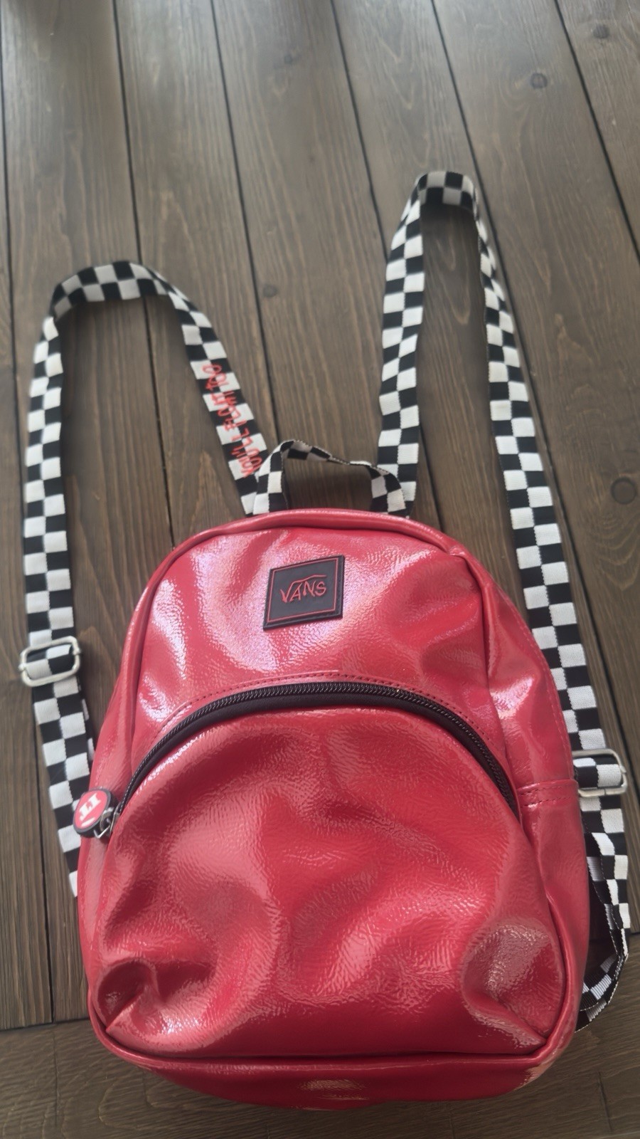 Vans Red Backpack Black/White Checkerboard Straps Zip Closure Medium Unisex.
