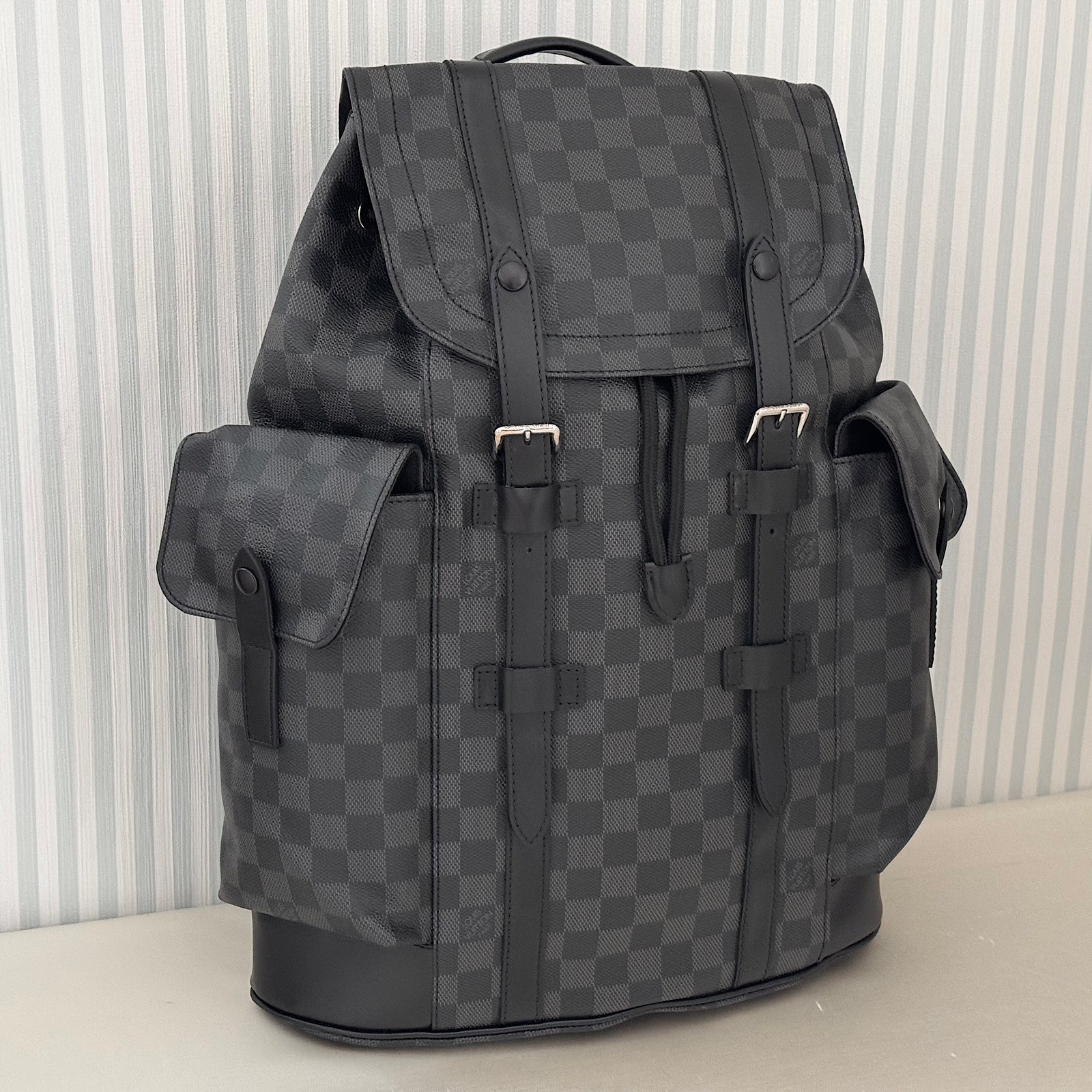 LOUIS VUITTON Christopher MM N41379 Damier Graphite Backpack Black Leather Men’s