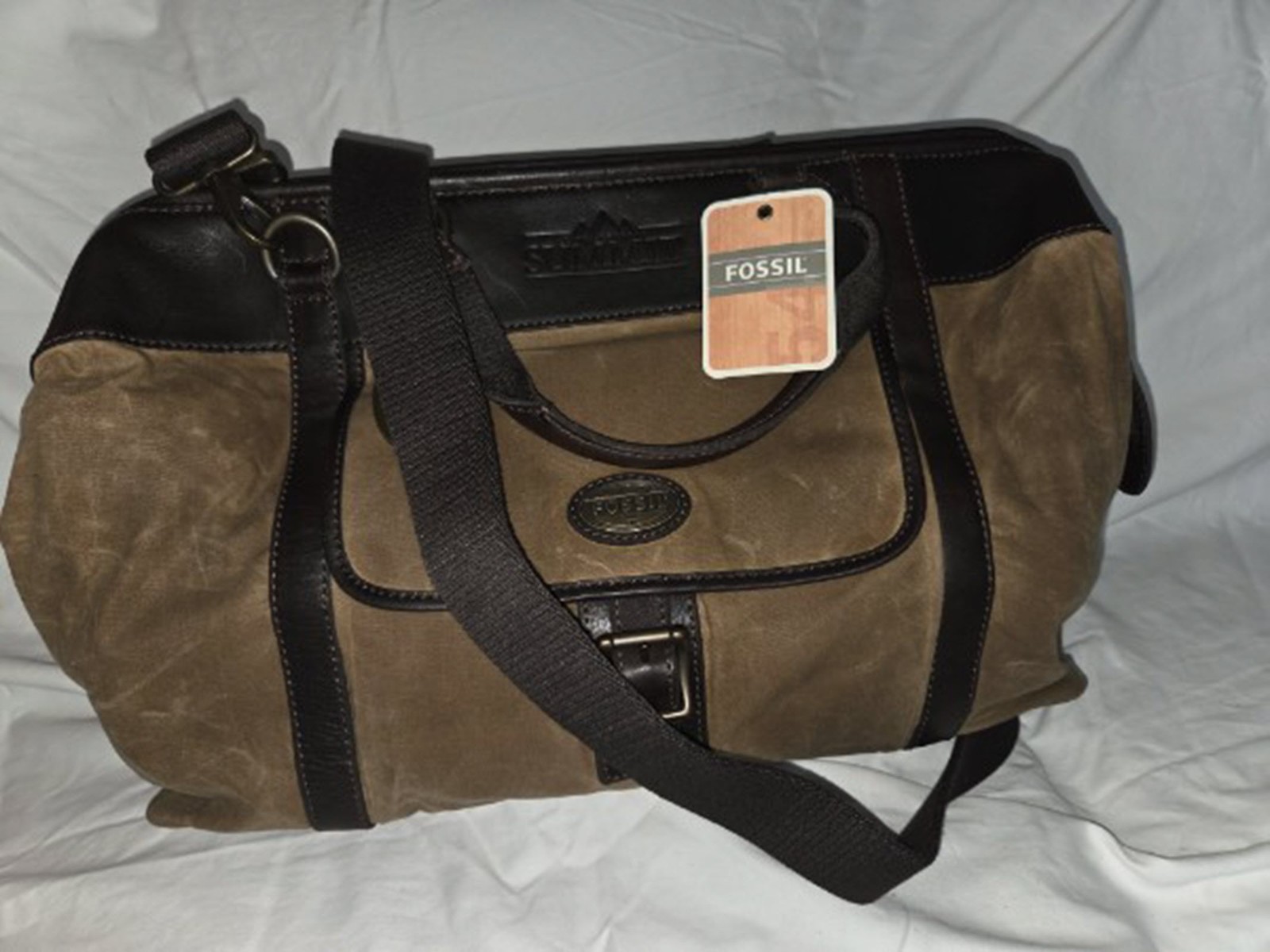 Fossil Summit Waxed Canvas & Leather Duffle Bag NWT Travel Weekender Carry-On