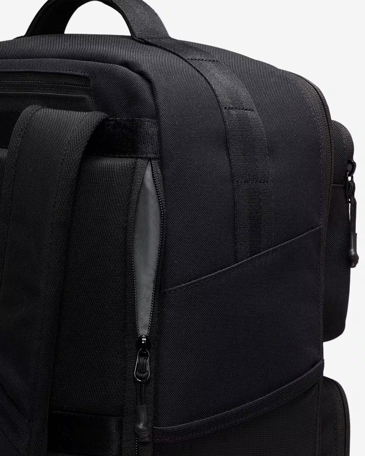 Nike Men’s Utility Speed Backpack (27L), Black. FN4106-010