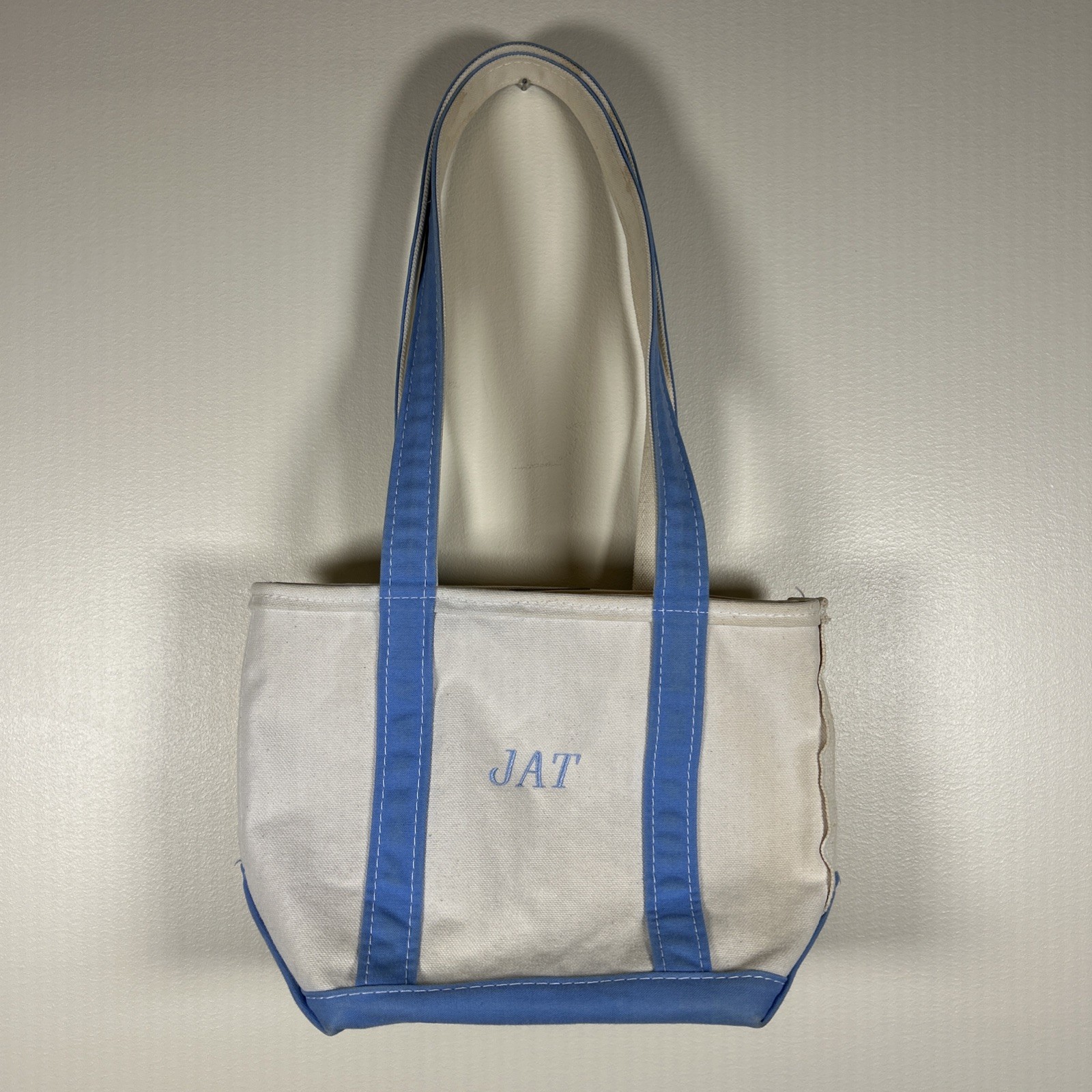 Vintage LL BEAN BOAT & TOTE Canvas Bag Baby Blue Long Handle Zip Top Embroidered