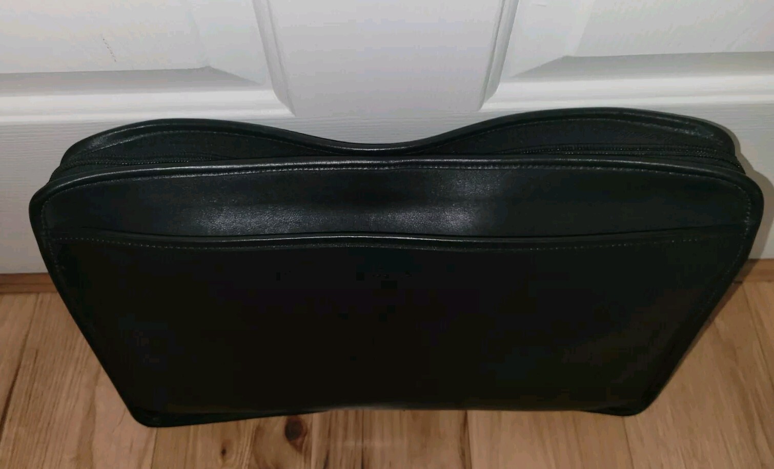 Vtg. Jack Georges Black Zippered Pouch Leather Bag USA Made Compartments
