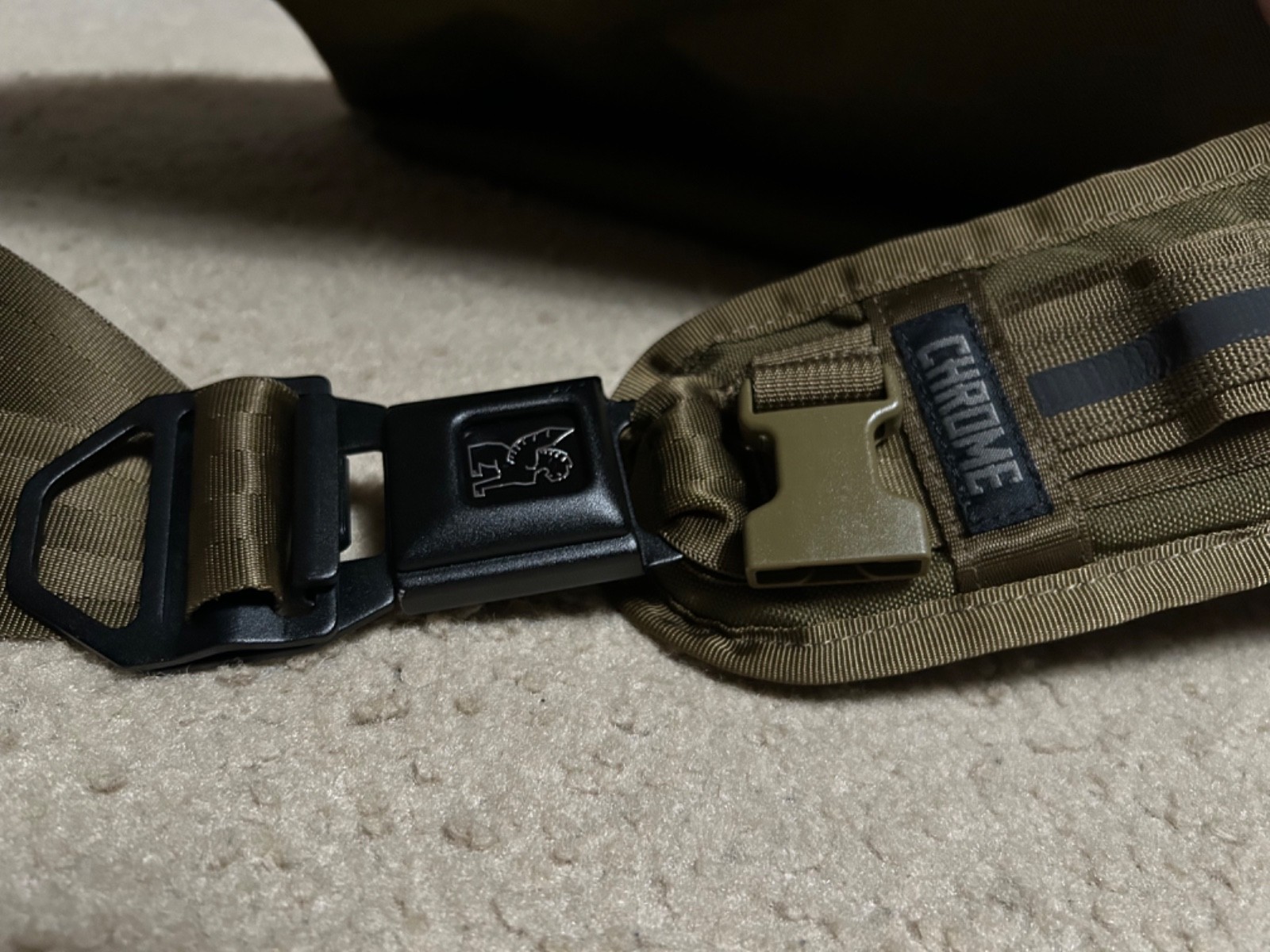 Chrome Industries Mini Metro Messenger Bag Ranger Tonal Green olive sling
