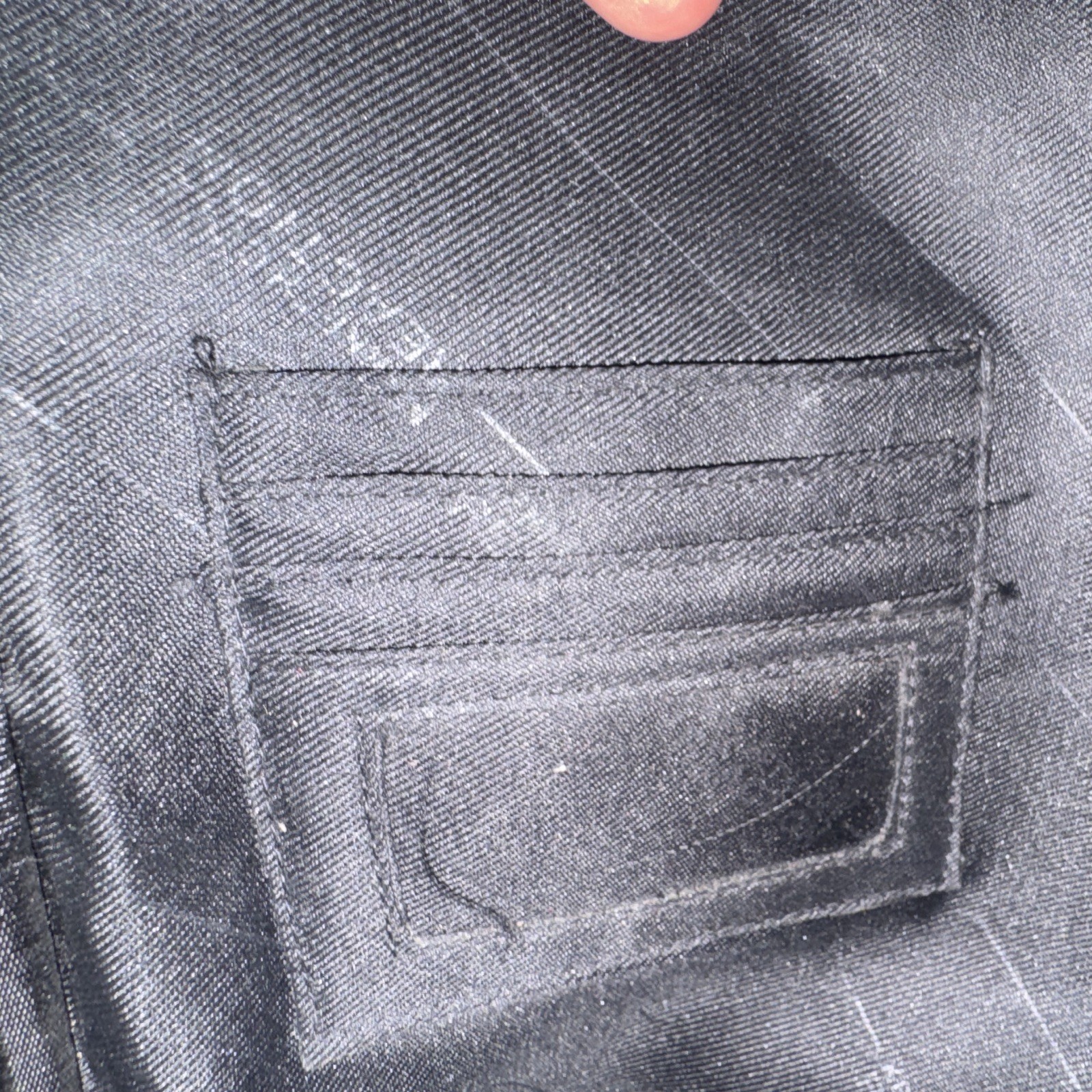 Kenneth Cole Reaction Men’s Black Messenger Bag Buckle Flap Zip, Adj Strap