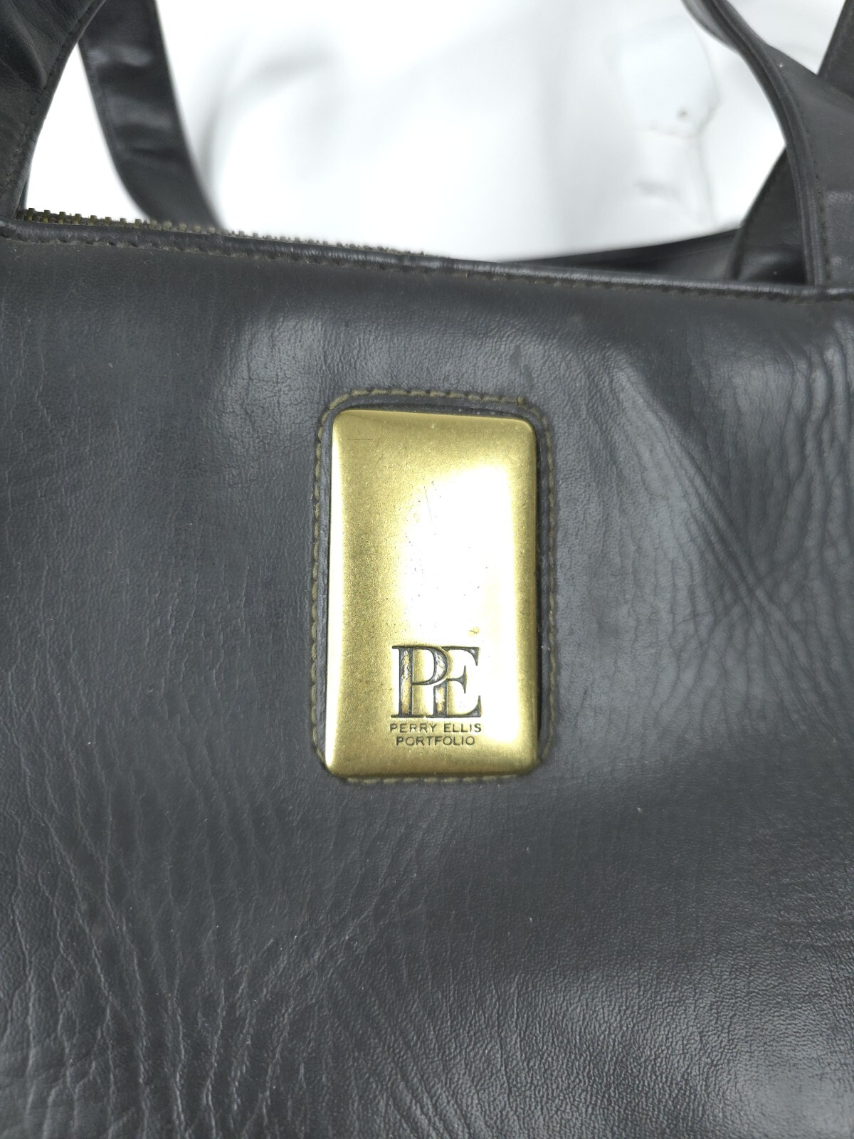 Perry Ellis Portfolio Messenger Bag Men’s Computer Office Work Business Court