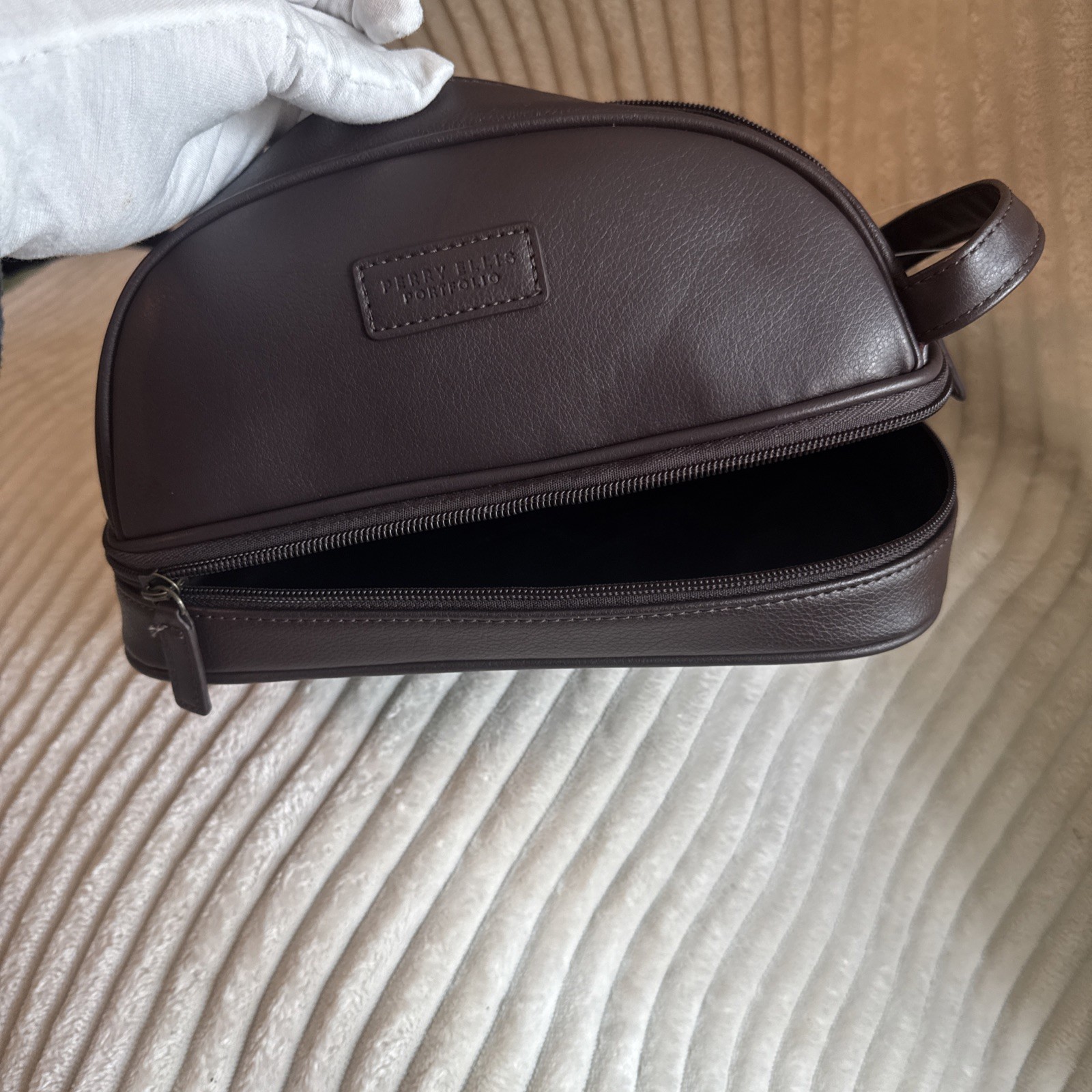 Perry Ellis Brown Leather Zip Men’s Toiletry Bag (available also in Black color)