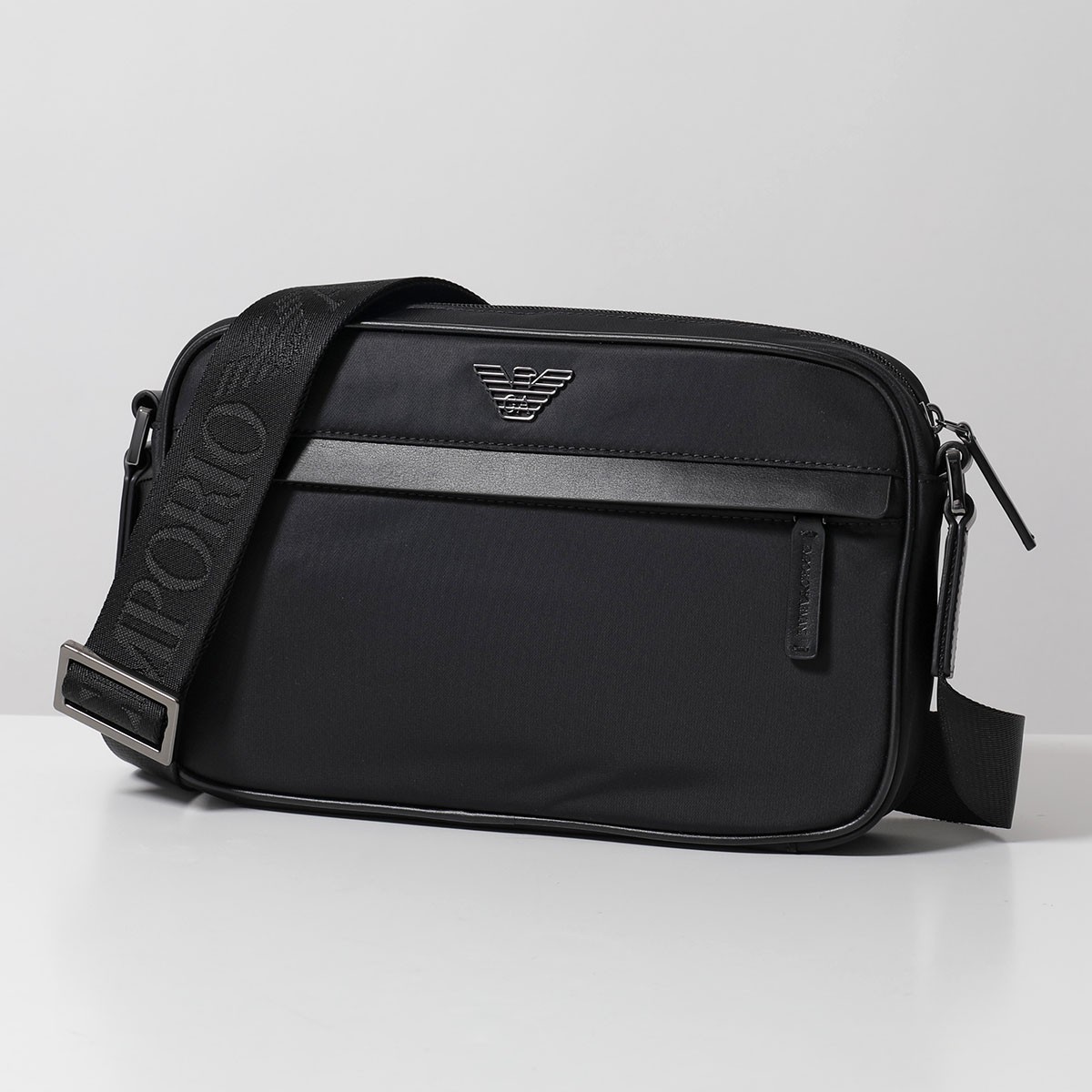 EMPORIO ARMANI SHOULDER BAG MEN’S EAGLE PLATE BAG UC001 BLACK-BEAUTY