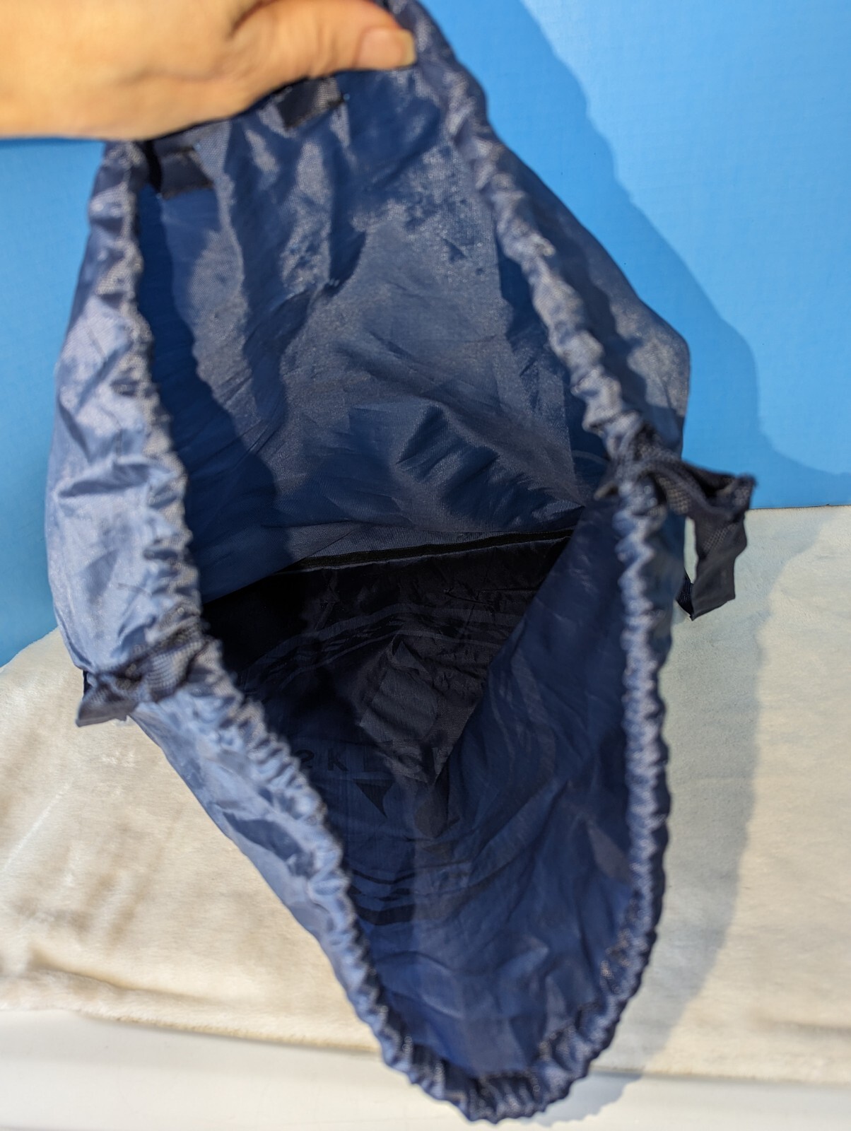 Skechers Nylon Drawstring Bag Backpack Lightweight Gym Bag Tote Sack 17″ x 20″
