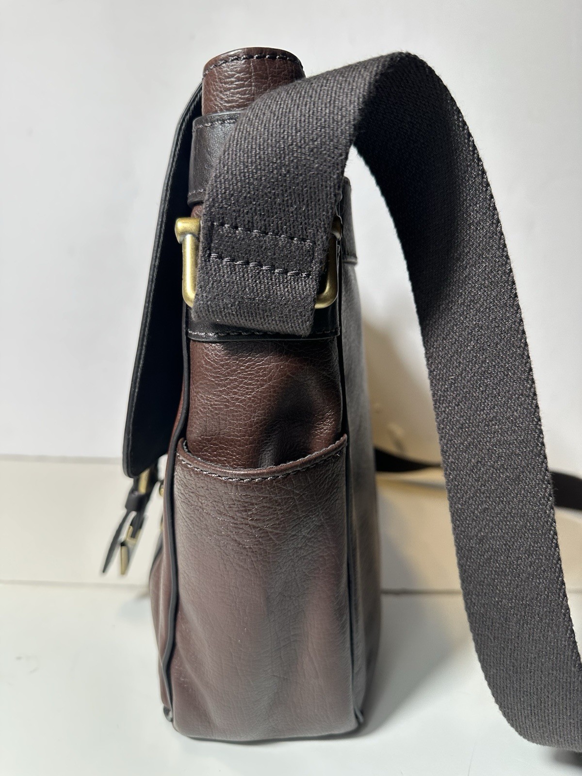 Fossil Estate Leather Messenger Shoulder Laptop Bag East West New Dark Brown