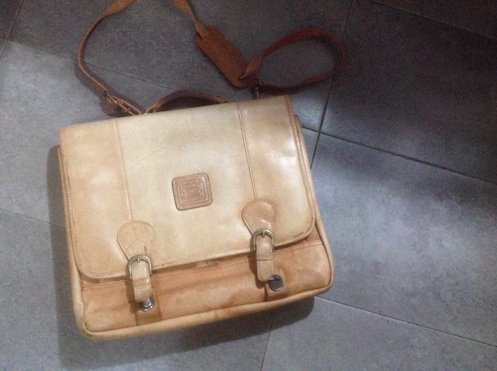 Old Vintage Geoffrey Beene Handcrafted Soft Glove Leather Satchel Work Casual