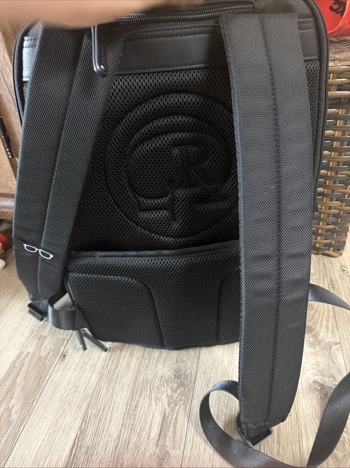 Robert Graham Cache L Series Backpack Black Laptop Travel Work Bag NWOT MSRP$228