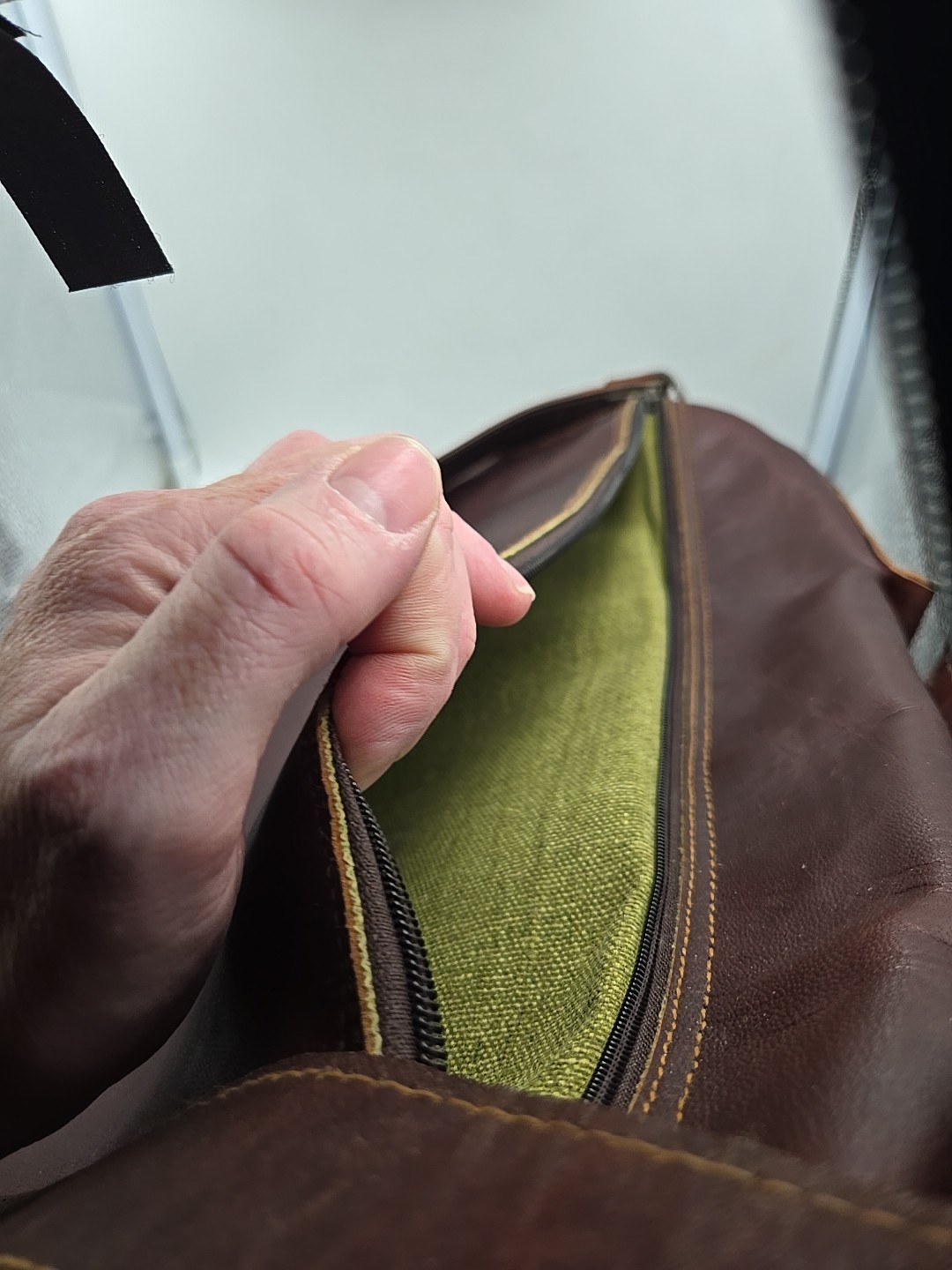 Leather Briefcase Laptop Messenger bag best computer satchel Bag 17 1/2″ 14″