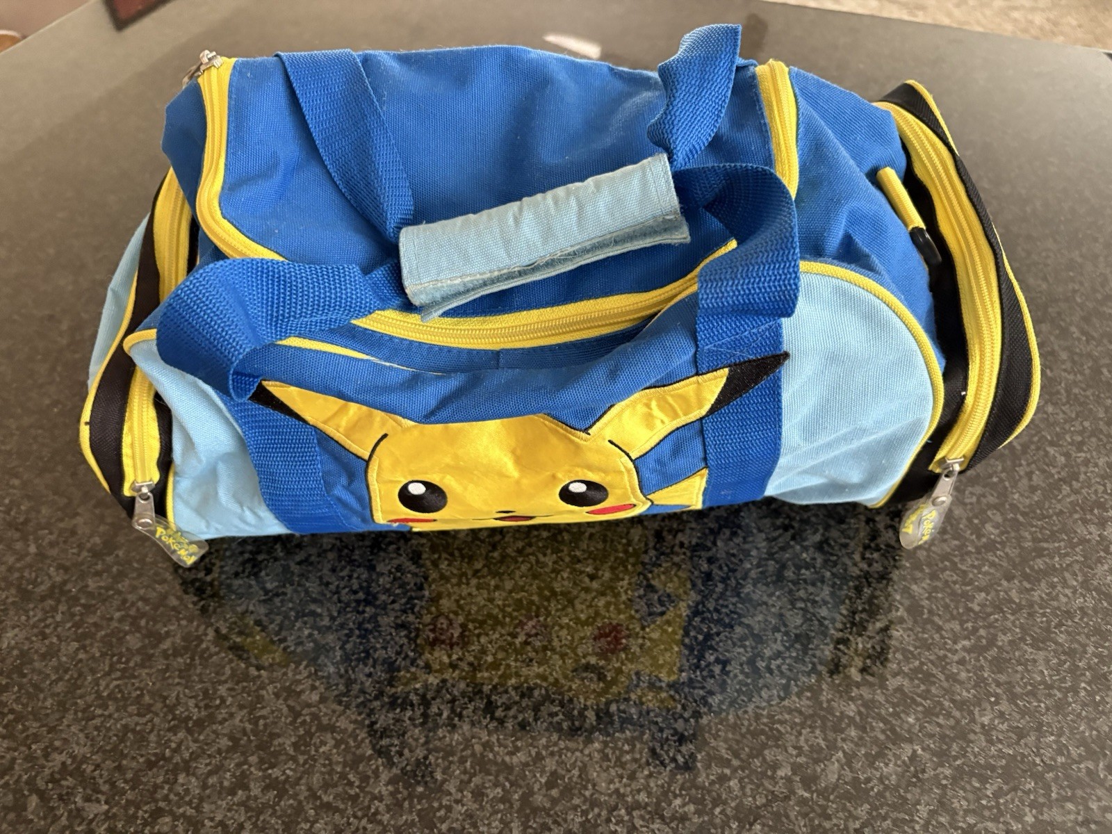 Pokemon Pikachu “Gotta Catch em All Duffle Bag”Y2K Nintendo