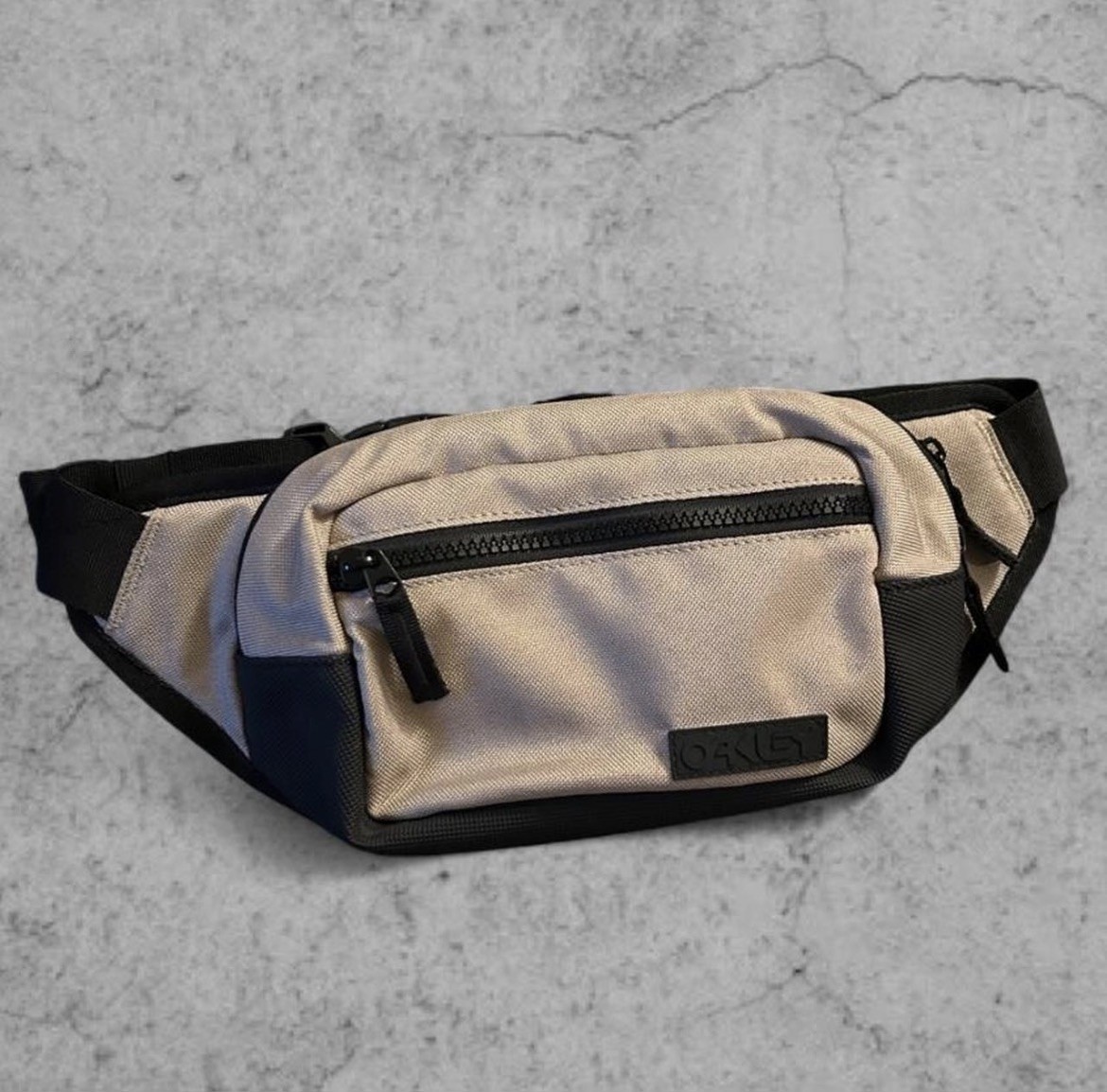 Oakley Men’s Transit Khaki Canvas Belt Bag Fanny Pack NWOT Gorp