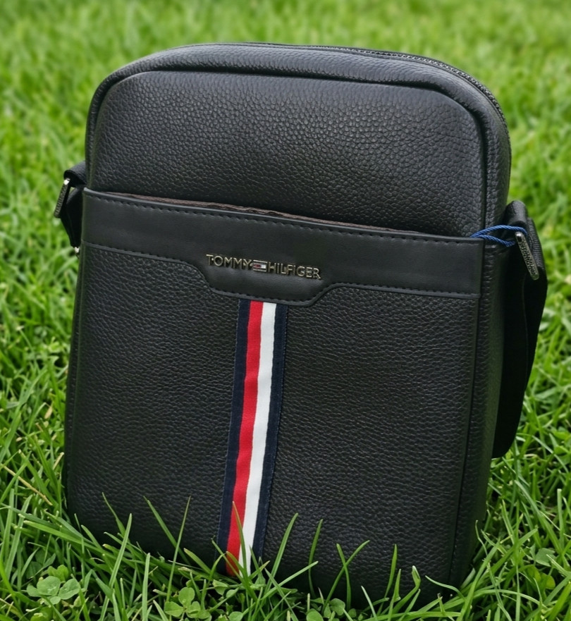 Tommy Hilfiger Black Crossbody Shoulder Bag For Men / Adjustable Strap