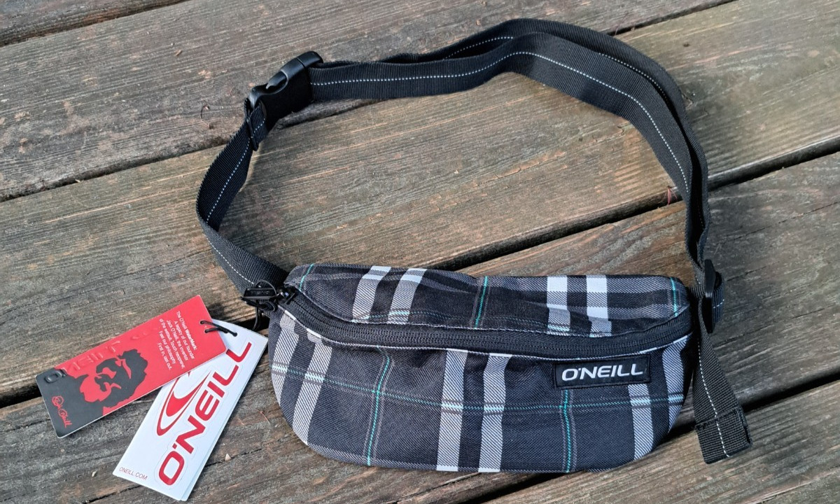 O’Neill Belt Bag Fanny Pack Black Gray Adjustable Strap Zip Outdoor Festival NWT