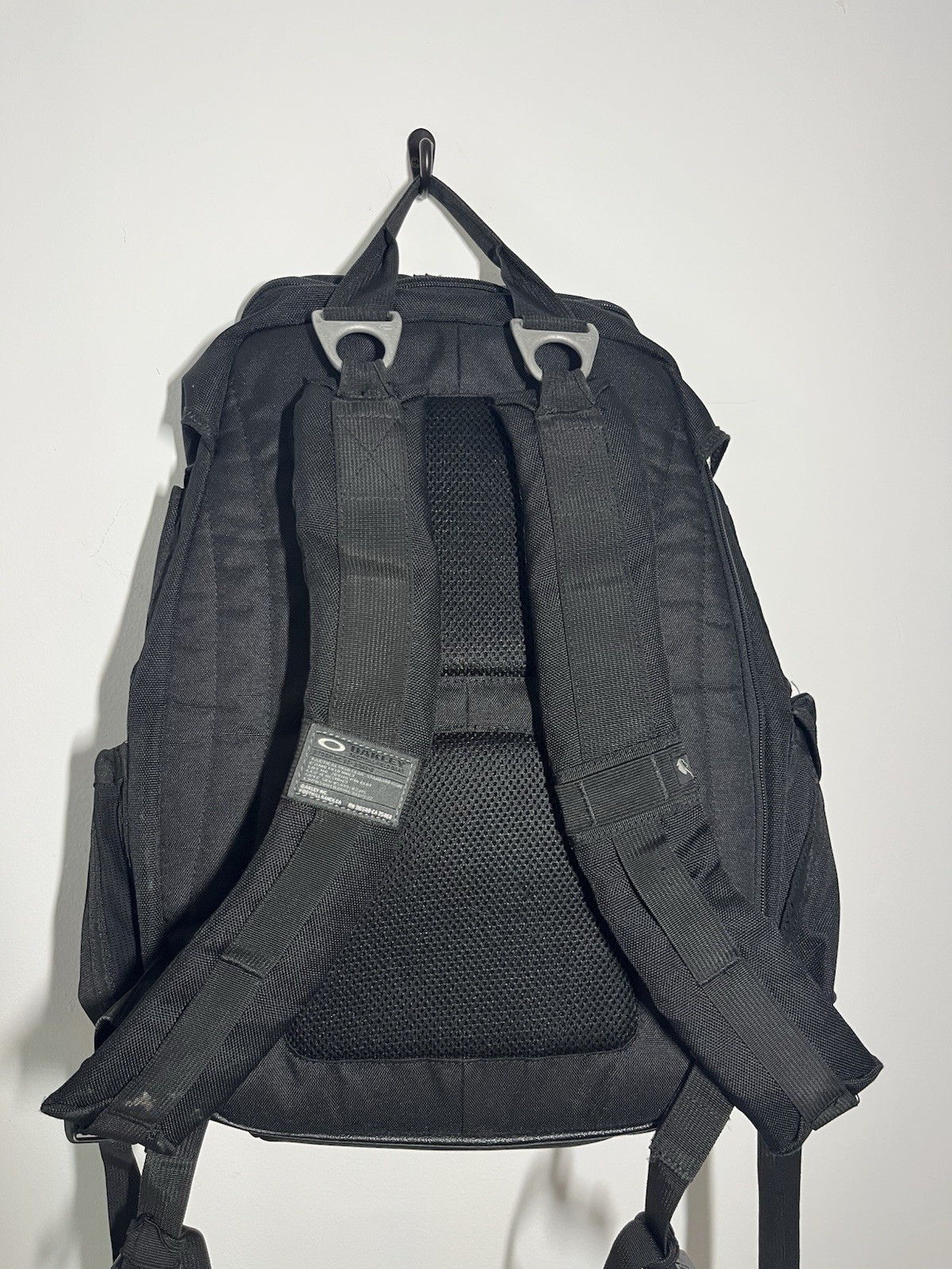 Oakley Dry Goods Red Code Tactical Field Gear AP Backpack Metal Buckle RARE