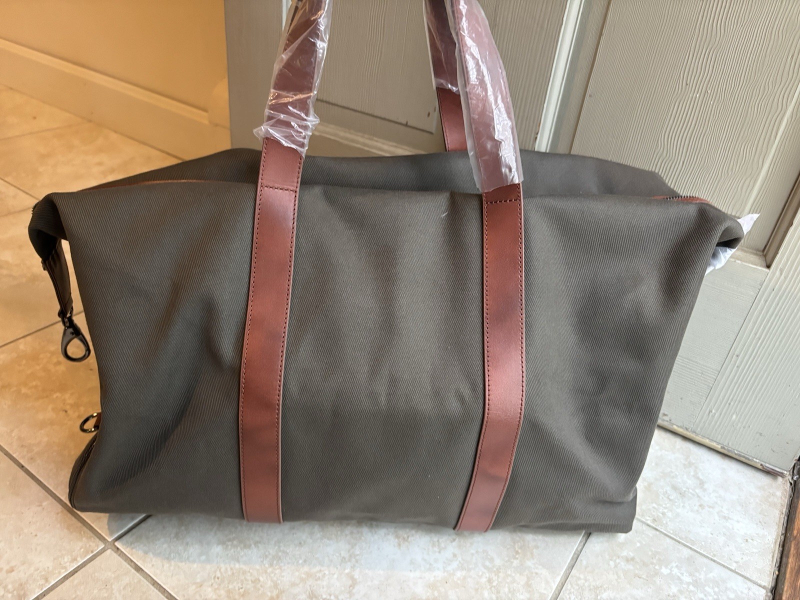 Holderness & Bourne Leather Cotton Twill 19” Travel Duffel Bag Shoulder Strap