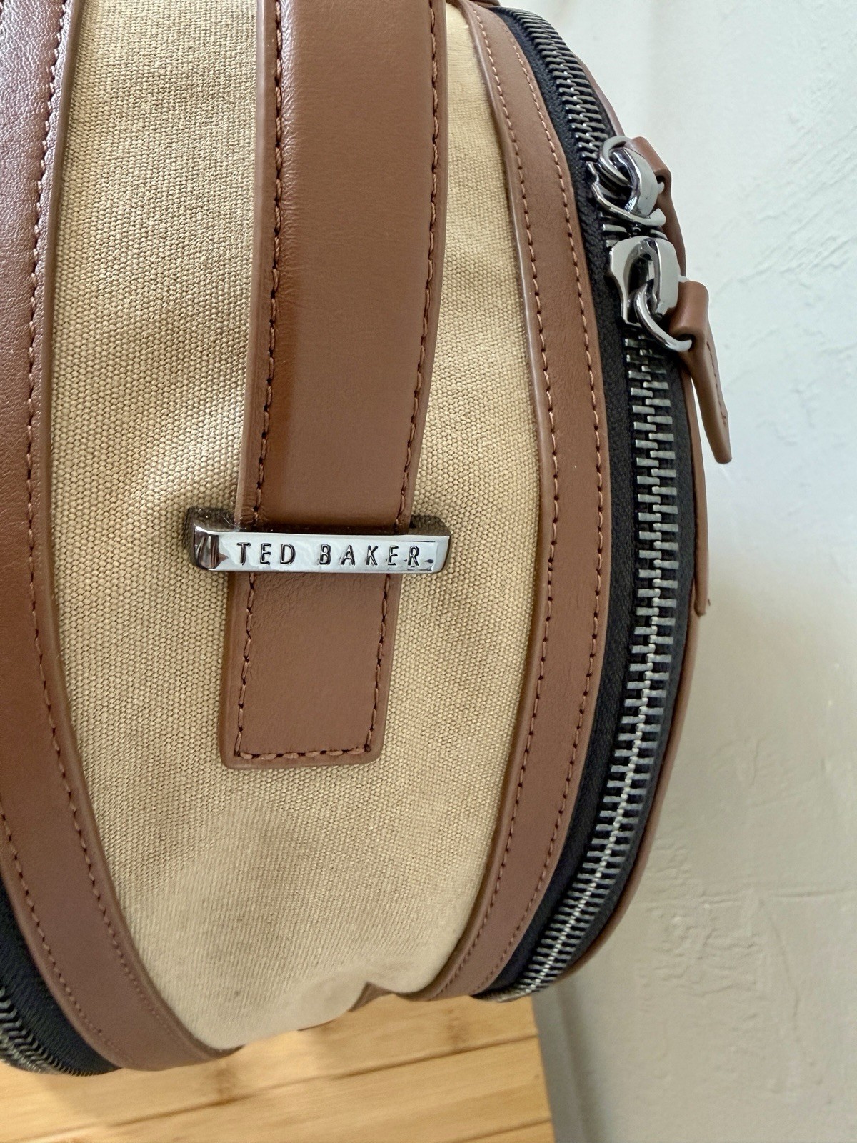 New Ted Baker Men’s Xaden Nylon & Leather Trim Double Zipper Backpack NWT Khaki