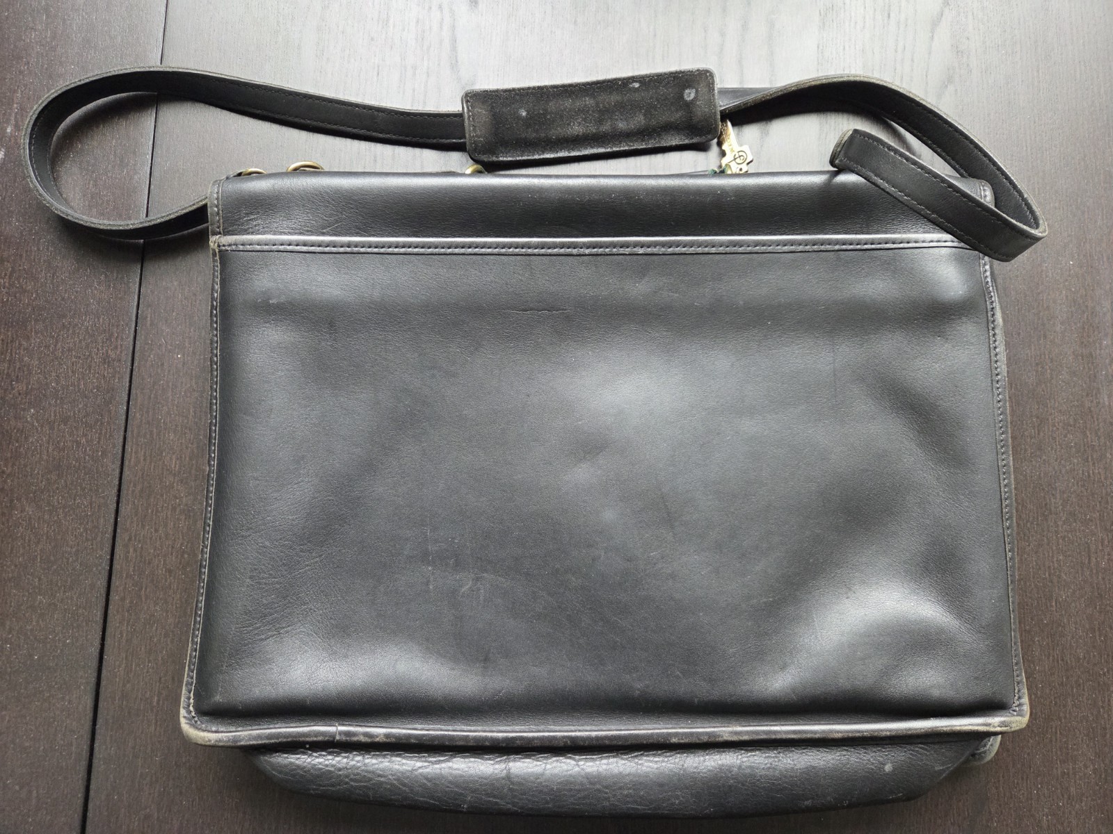 JACK GEORGES Messenger Bag Briefcase – Black Leather – Includes Shoulder Strap