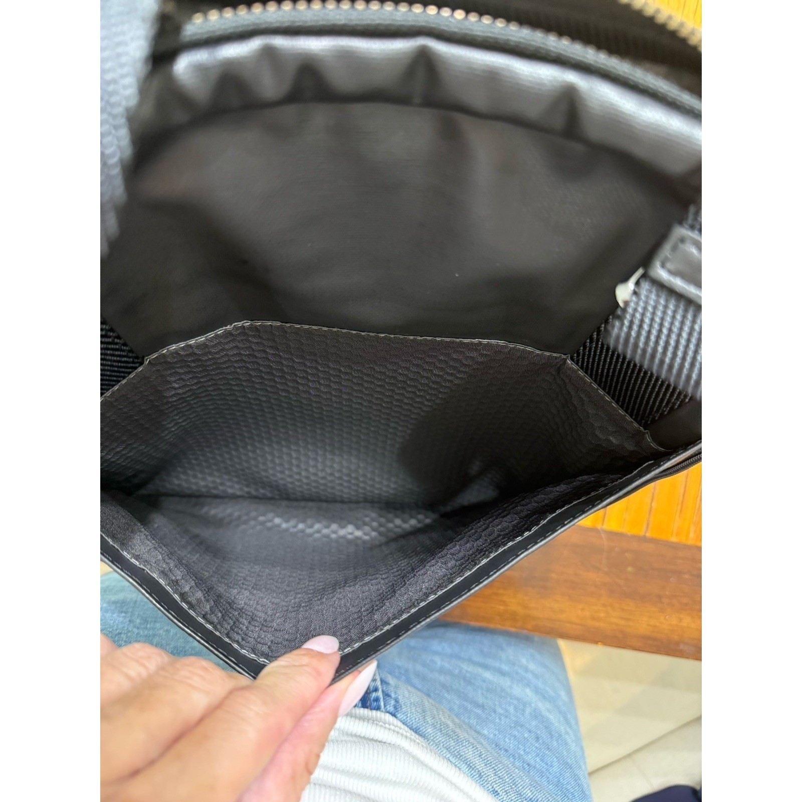 Tumi Alpha Bravo Black Ballistic Nylon Crossbody Messenger Bag WF Monogram