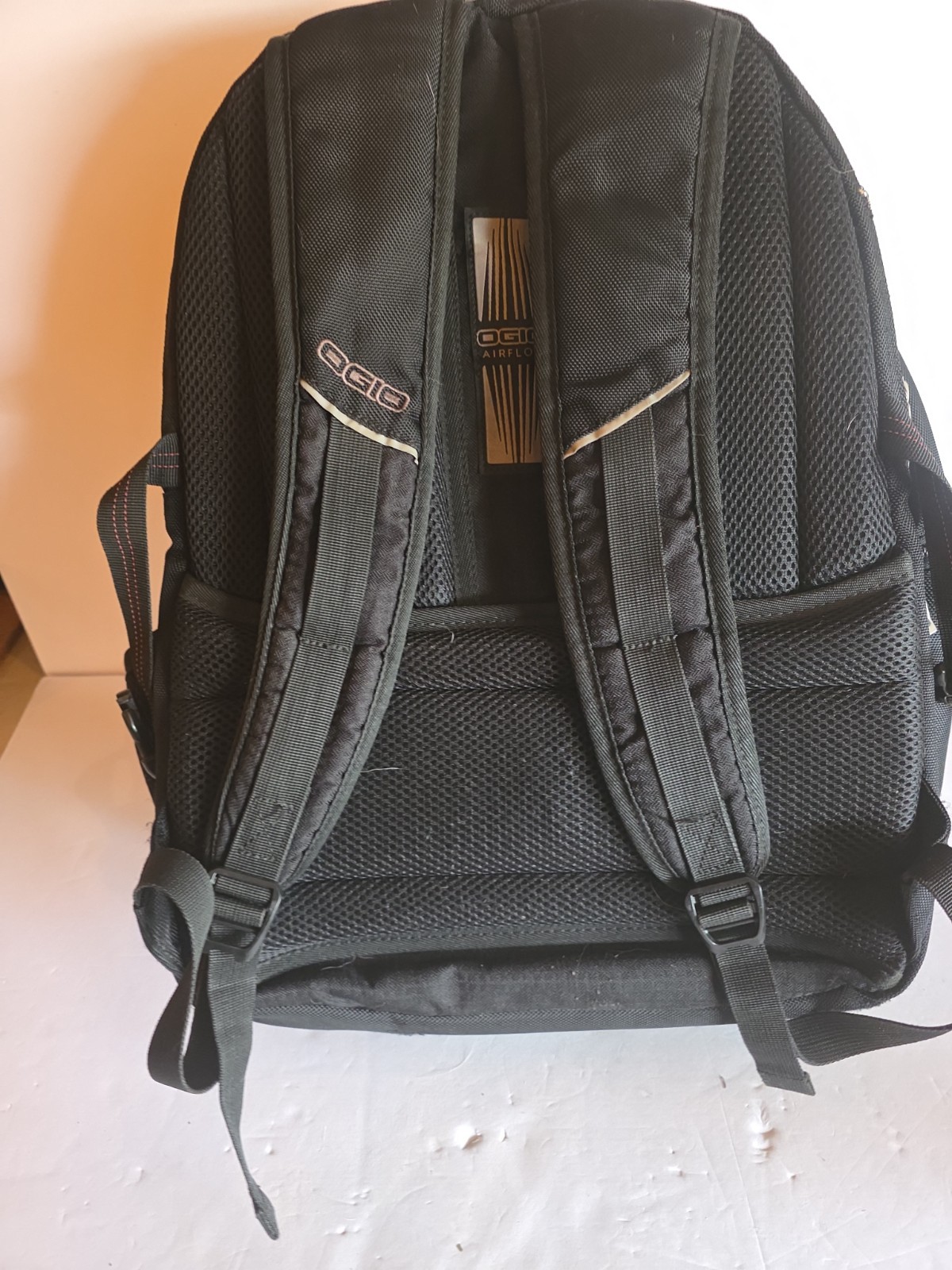 OGIO Prospect Tech Vault Cary On LPS Airflow Laptop Bag Travel Backpack Black