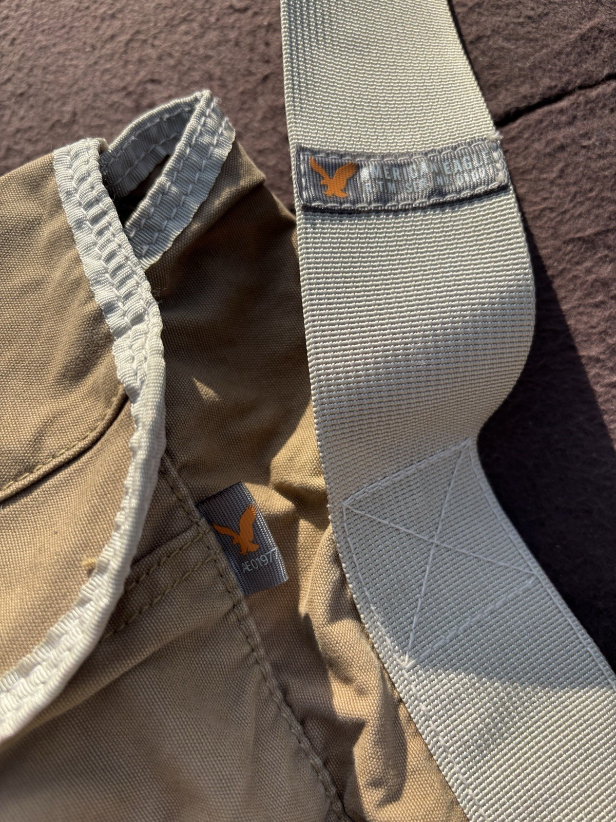 American Eagle Outfitters Y2K Canvas Messenger Bag Army Khaki Vintage Utility