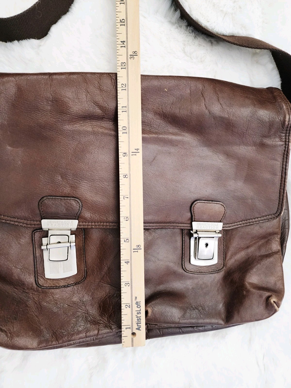 Kenneth Cole Reaction Dark Brown Genuine Leather Messenger Briefcase Crossbody