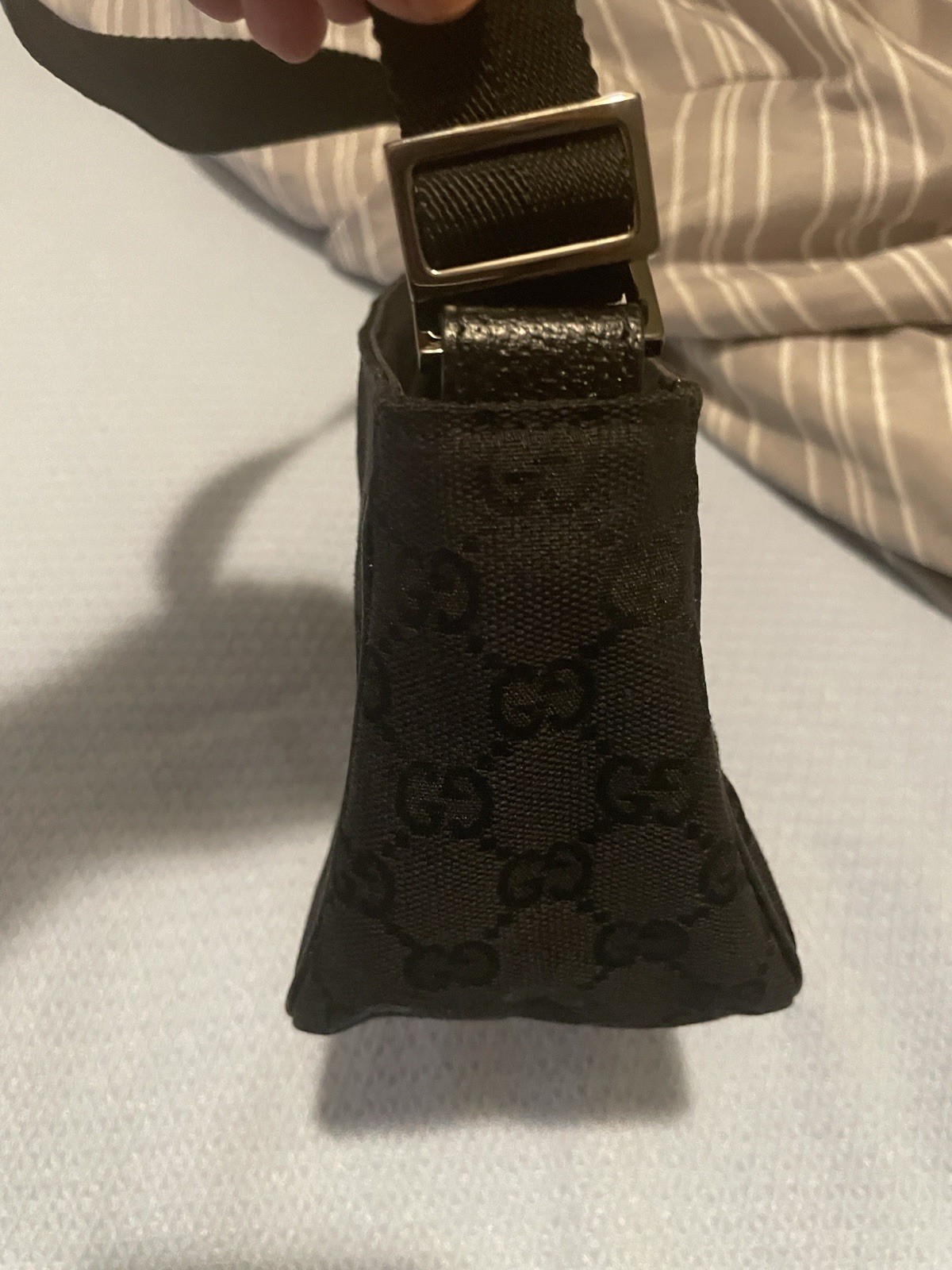 Gucci GG Supreme Black GG Pattern Small hand Bag Zip Closure Adjustable