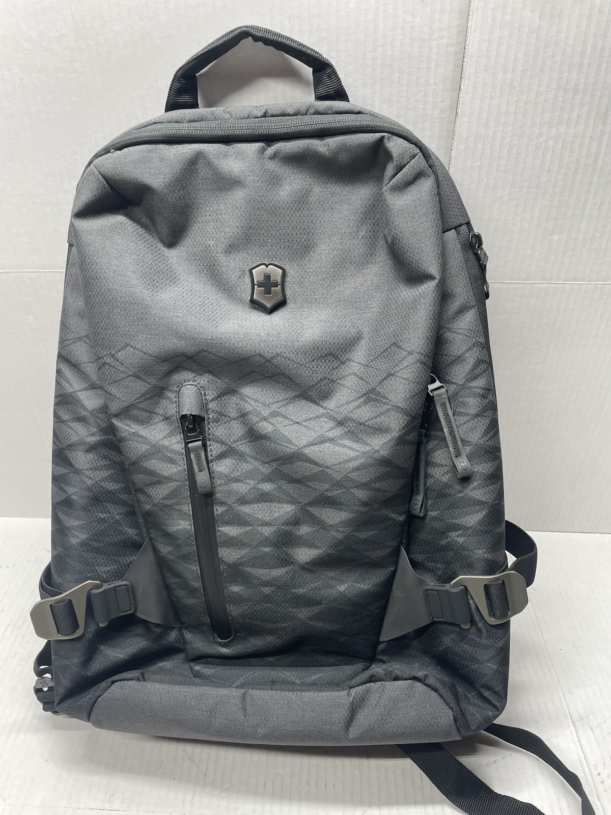 Victorinox Citysports Daypack Backpack VX Touring Laptop Gray EUC