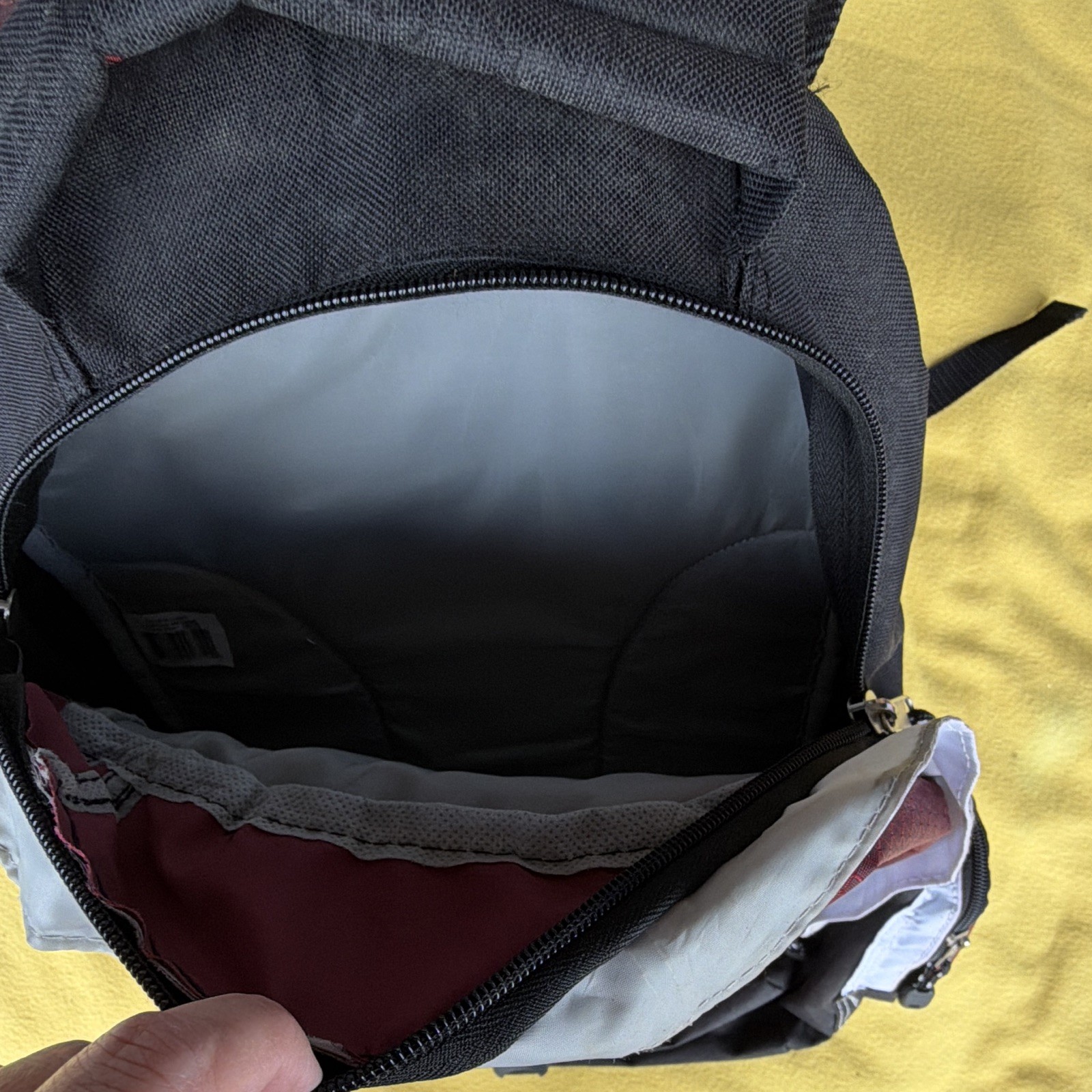 Sport Gear Overland Medium Backpack Black/Red/White Padded Multi-Pocket Zip