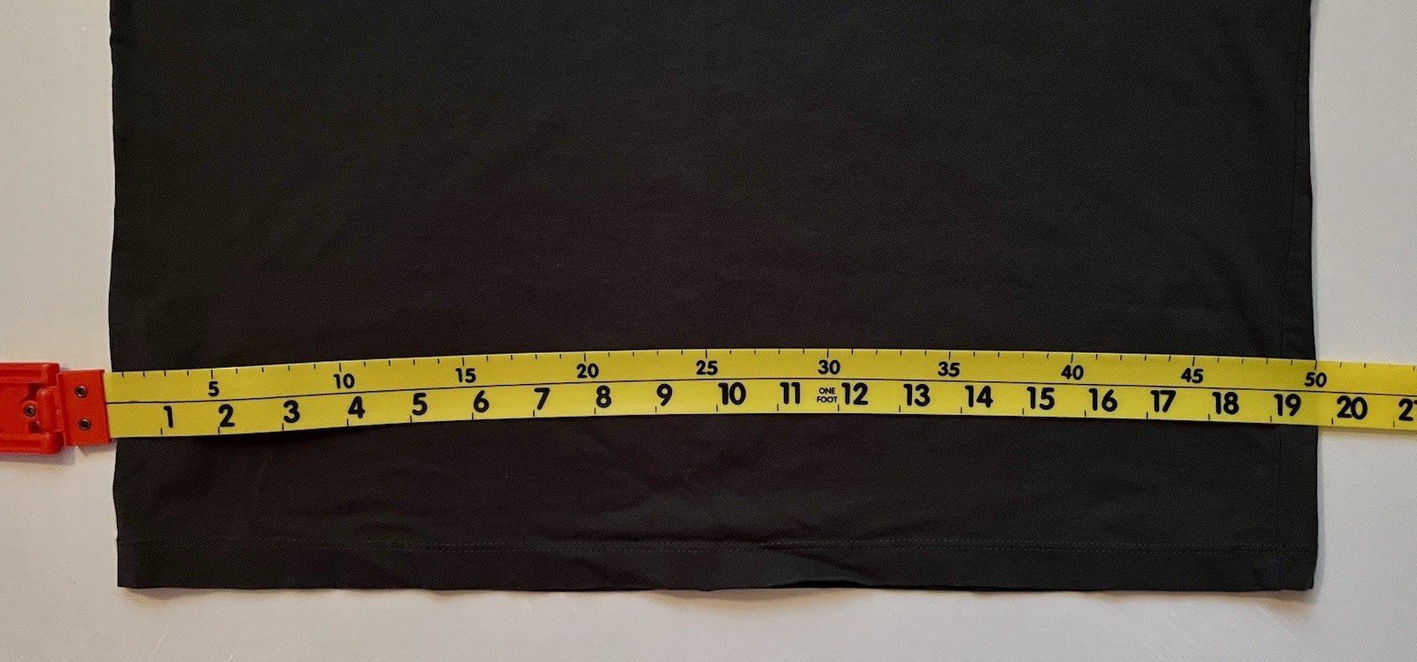 Calvin Klein Liquid Touch Men’s M Gray Black T-Shirt Short Sleeve 100% Cotton