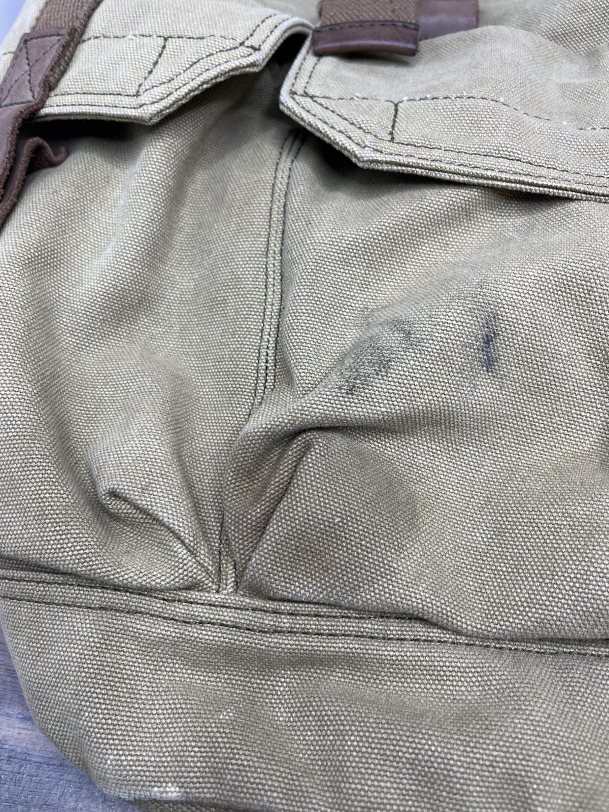 GOOTIUM 21101AMG Specially High Density Thick Canvas Backpack Rucksack Flaws