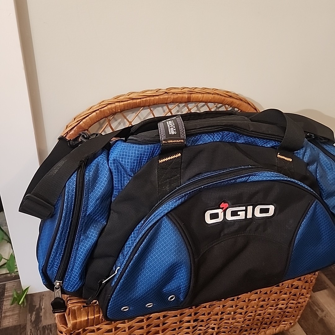 OGIO Duffle Sports Gym Travel Bag Blue & Black 50 Liter All Terrain