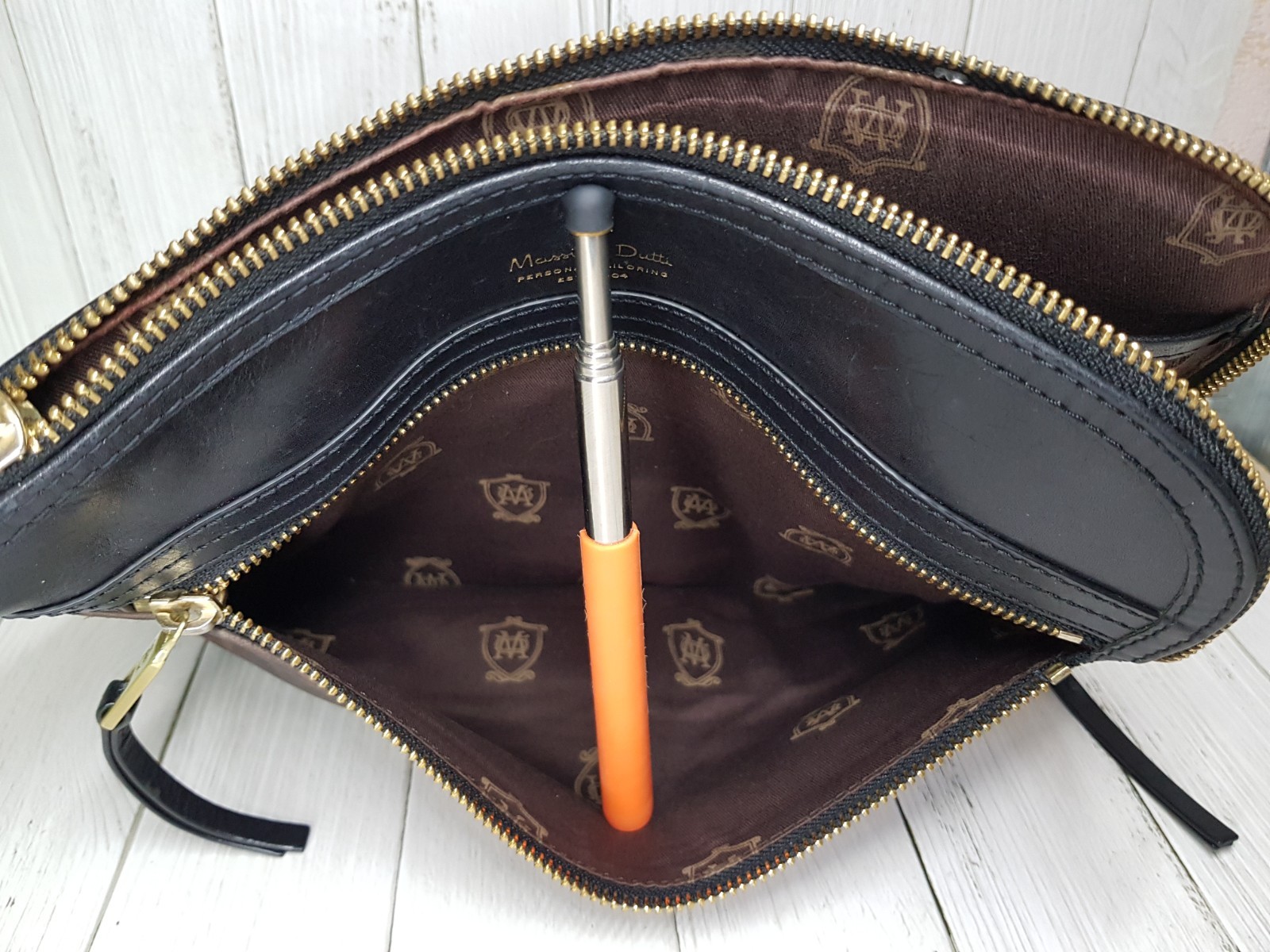 MASSIMO DUTTI men’s leather clutch, 27×22 cm.