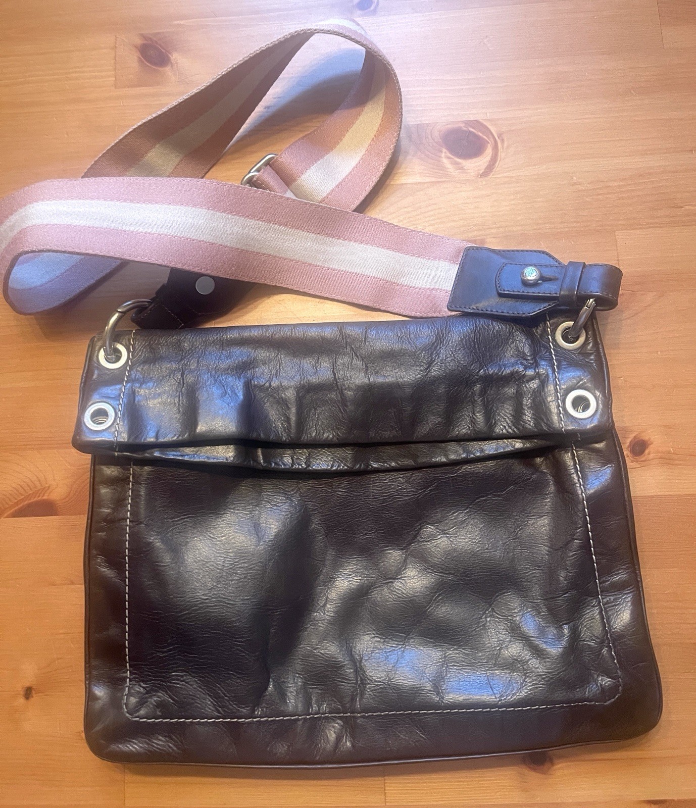 Bally Brown Leather Bag w/Rare Pink & Ivory Canvas Strap 10″ x 13″ Vintage
