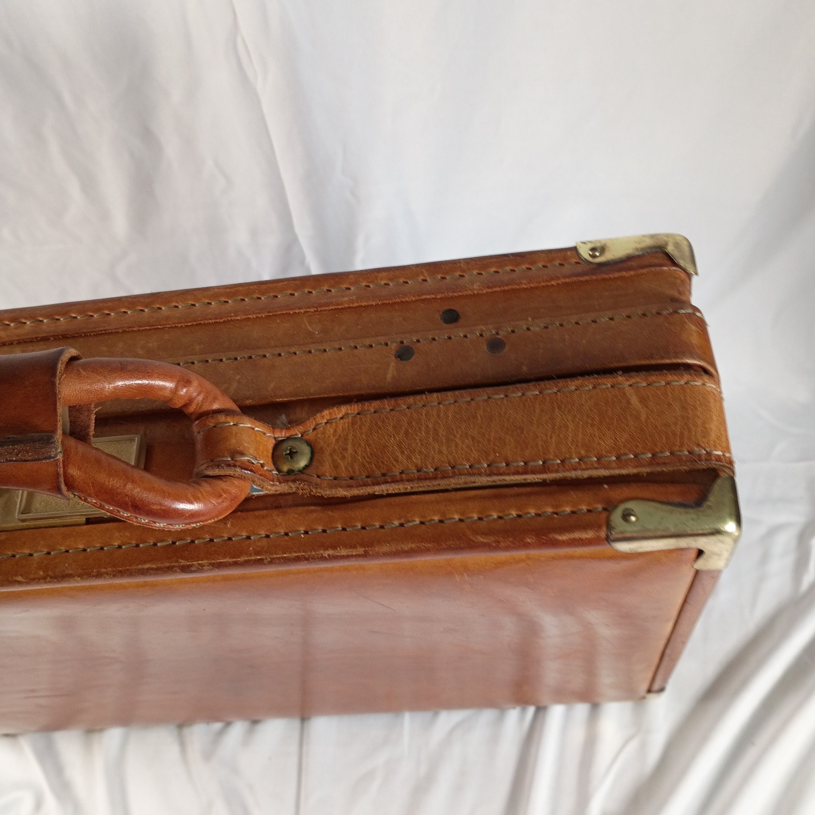 Vintage Hartmann Light Brown/Tan Leather Belted Briefcase Hard Executive