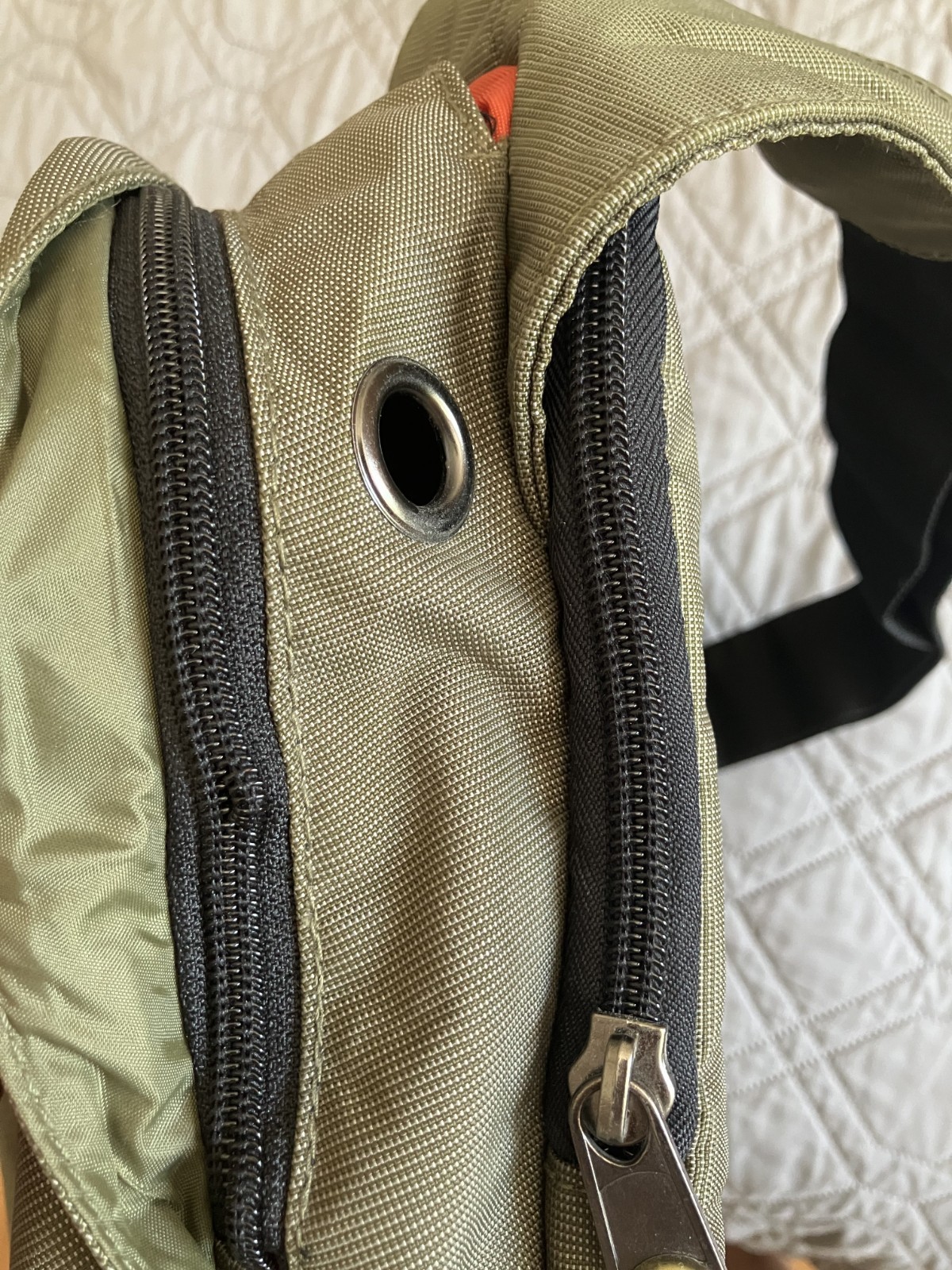 Vintage Nike -Y2K Tech Crossbody Messenger – Athletic Laptop Side Bag – Green